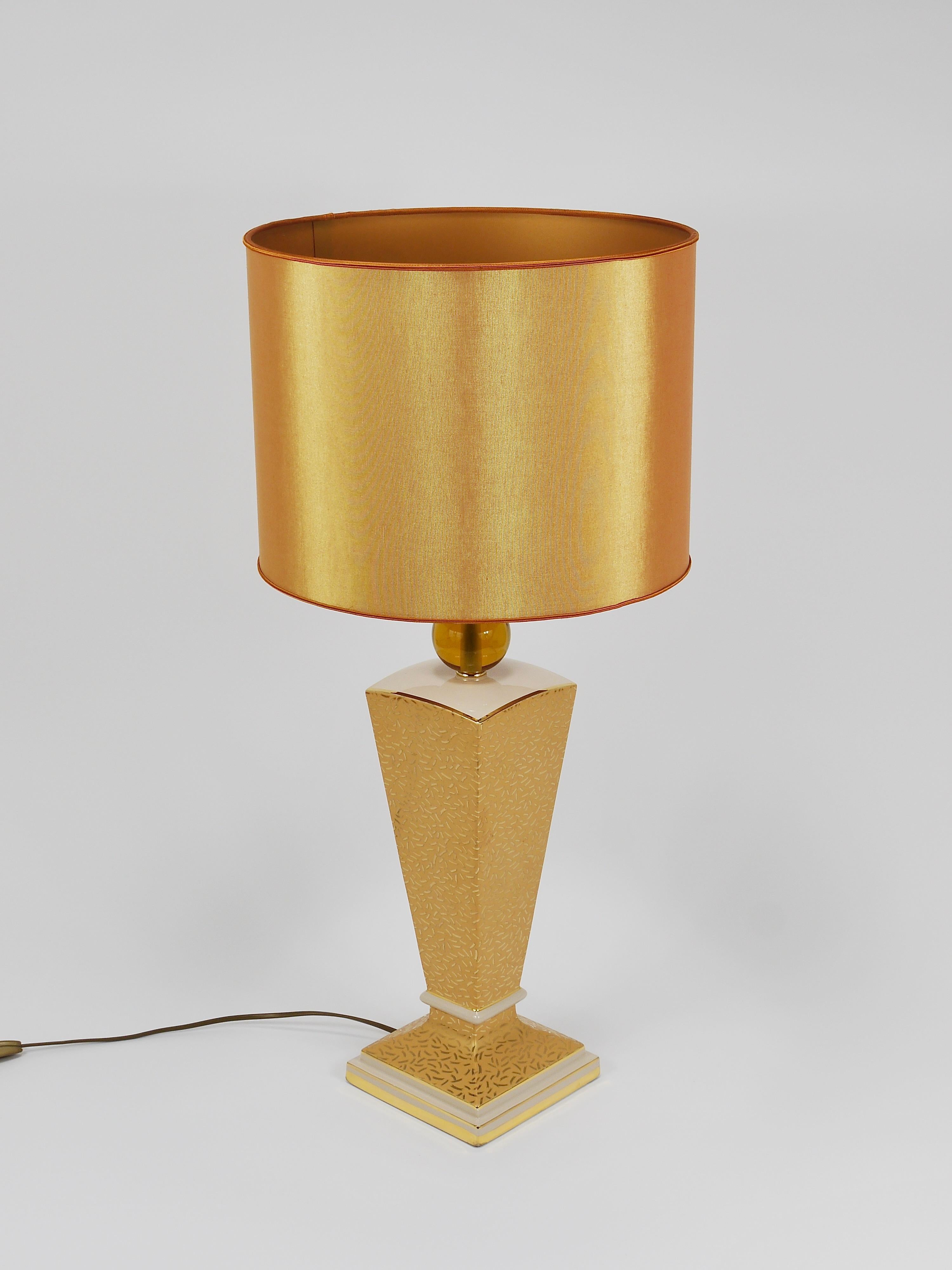 Post-Modern Memphis & Art Deco Style Porcelain Table or Side Lamp, Italy, 1980s For Sale 12