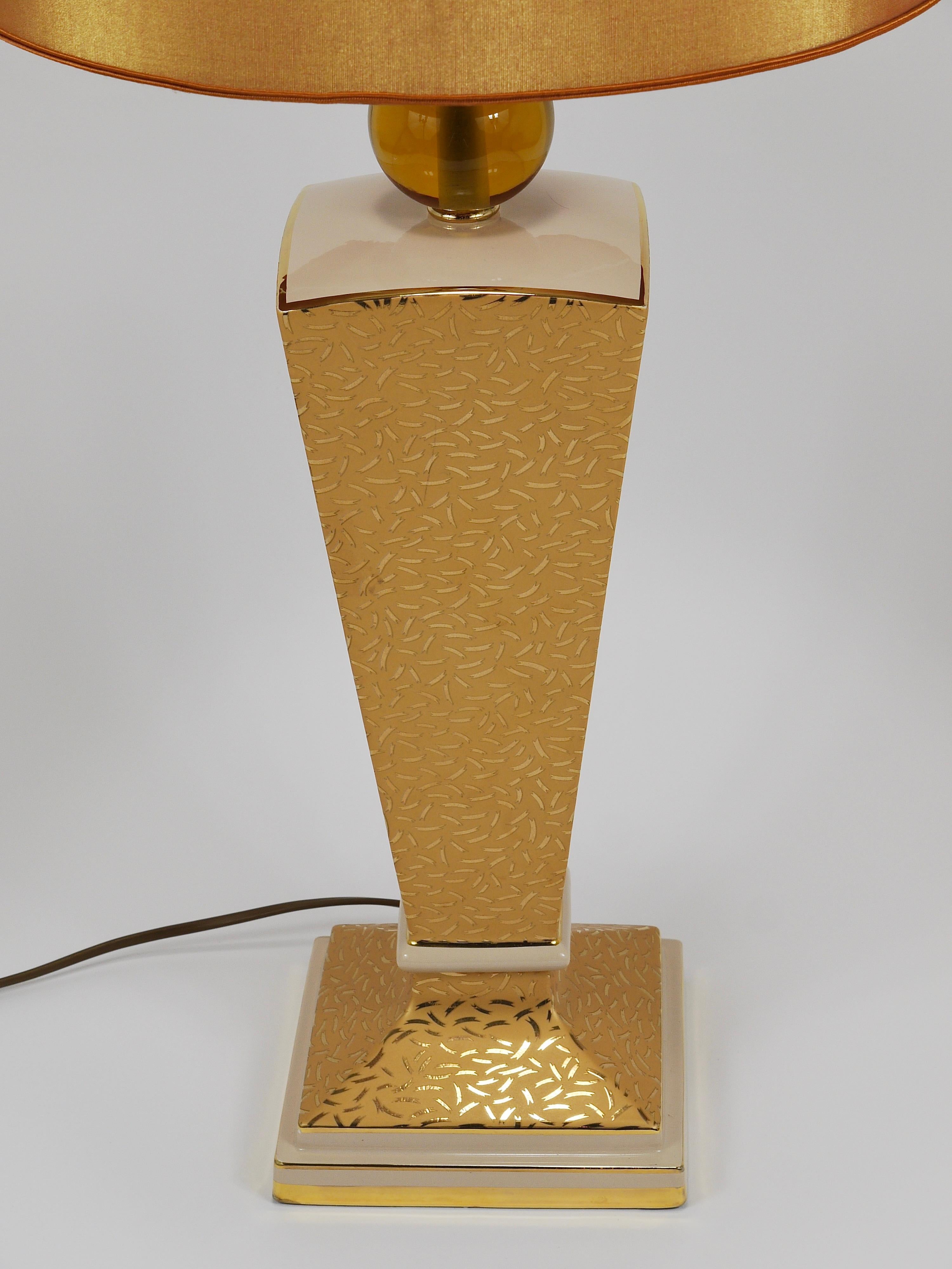 Post-Modern Memphis & Art Deco Style Porcelain Table or Side Lamp, Italy, 1980s For Sale 13