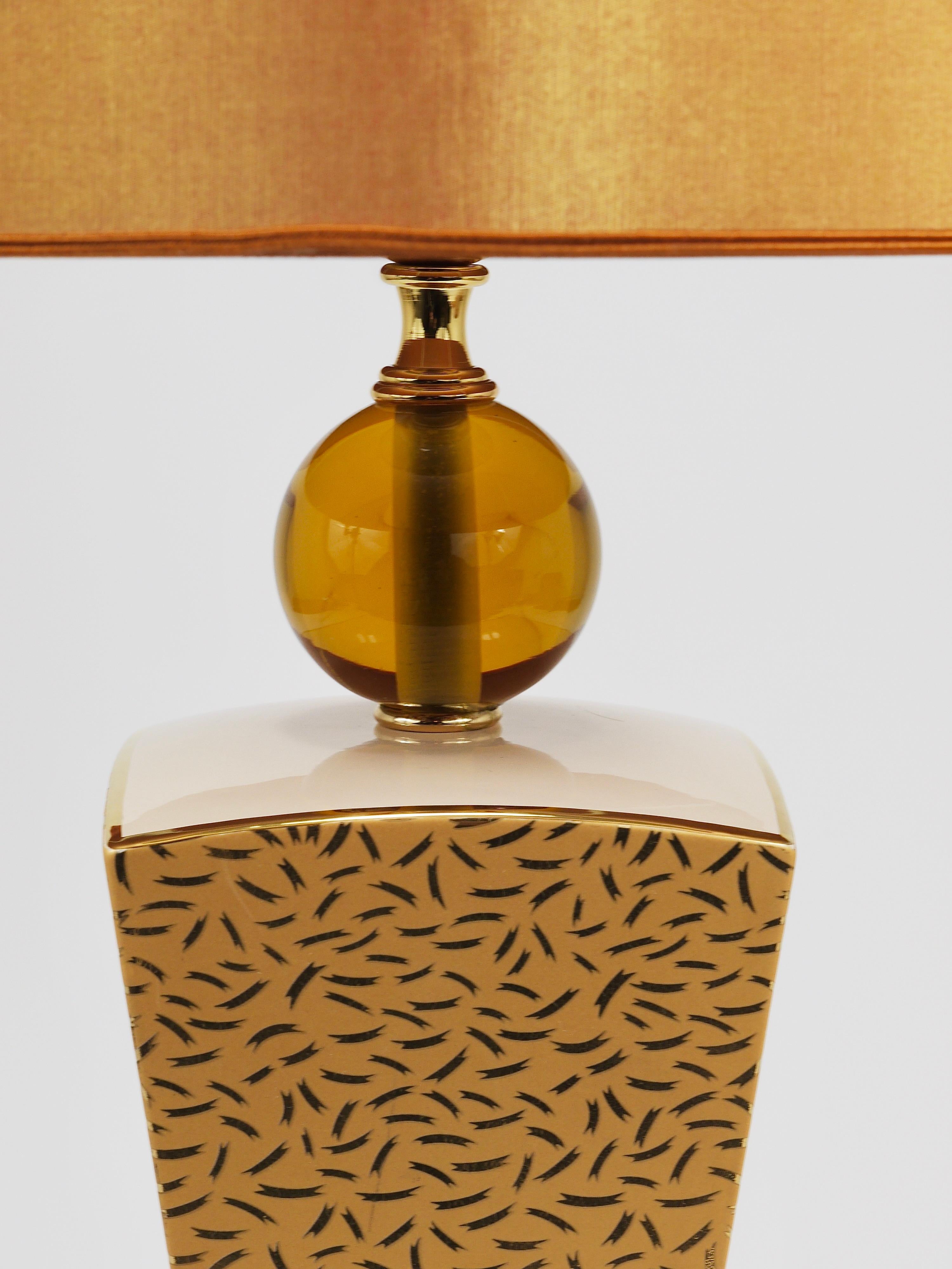 Italian Post-Modern Memphis & Art Deco Style Porcelain Table or Side Lamp, Italy, 1980s For Sale