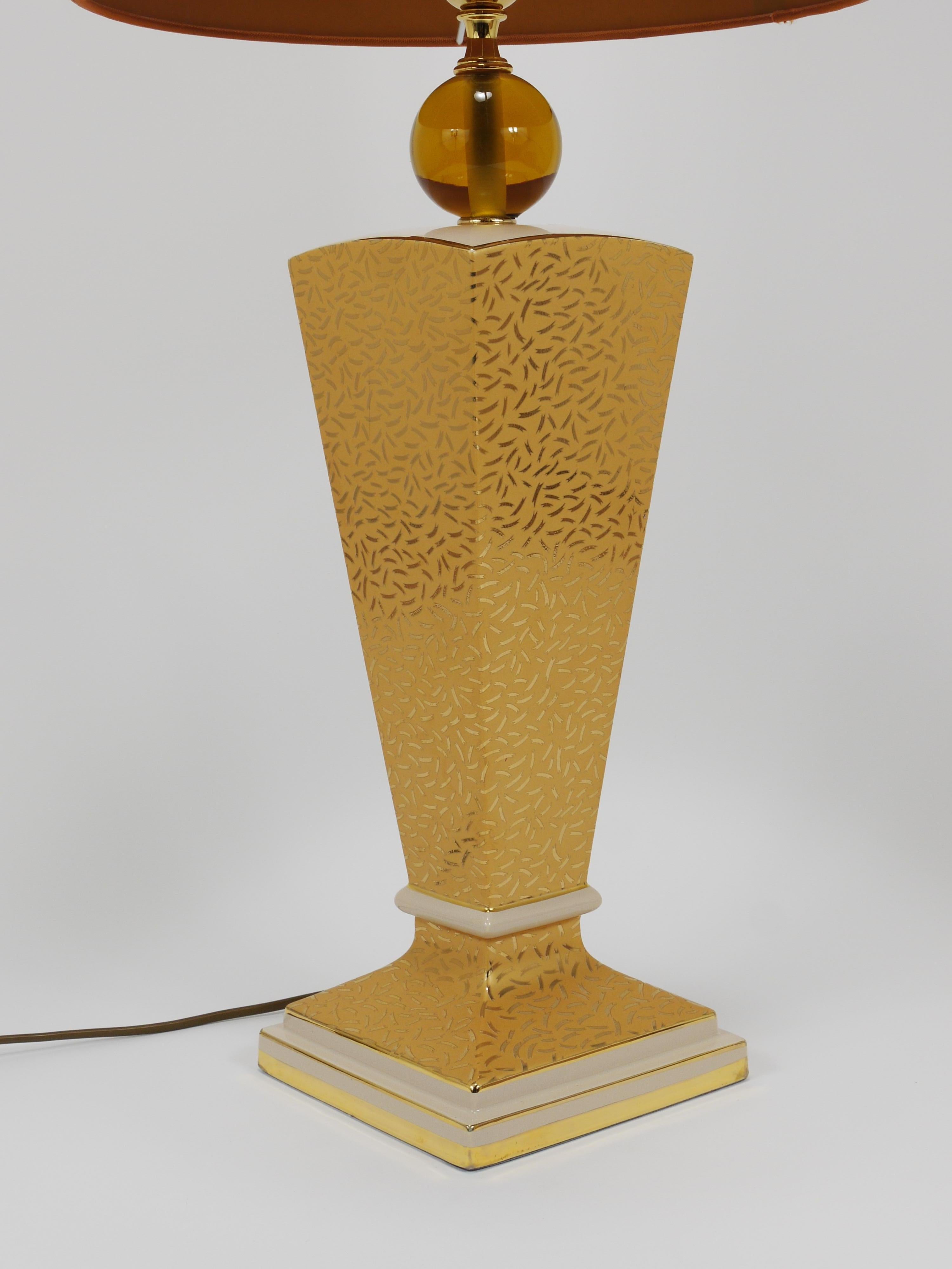Post-Modern Memphis & Art Deco Style Porcelain Table or Side Lamp, Italy, 1980s For Sale 3