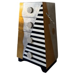 Commodes et coffres à tiroirs
