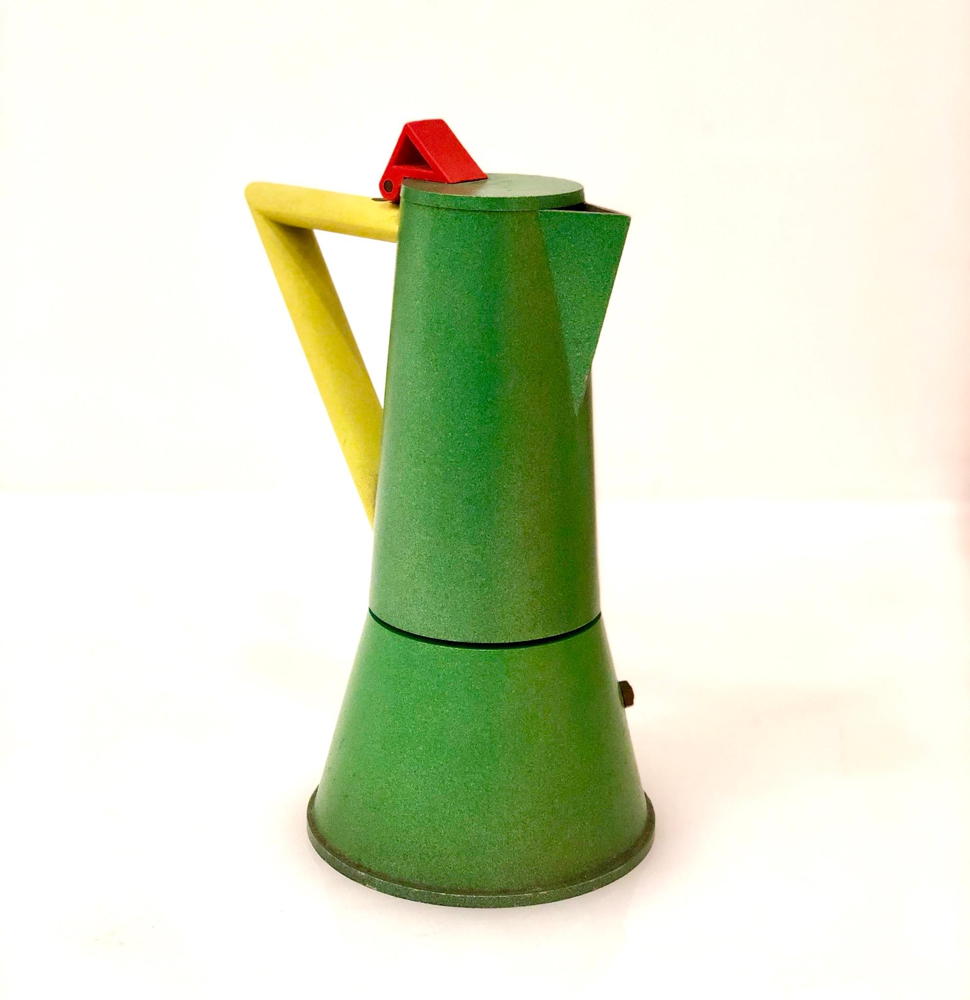 Beautiful and rare espresso maker designed by Ettore Sotssas for Lagostina, it was part of the MOMA exhibition, great color and design.