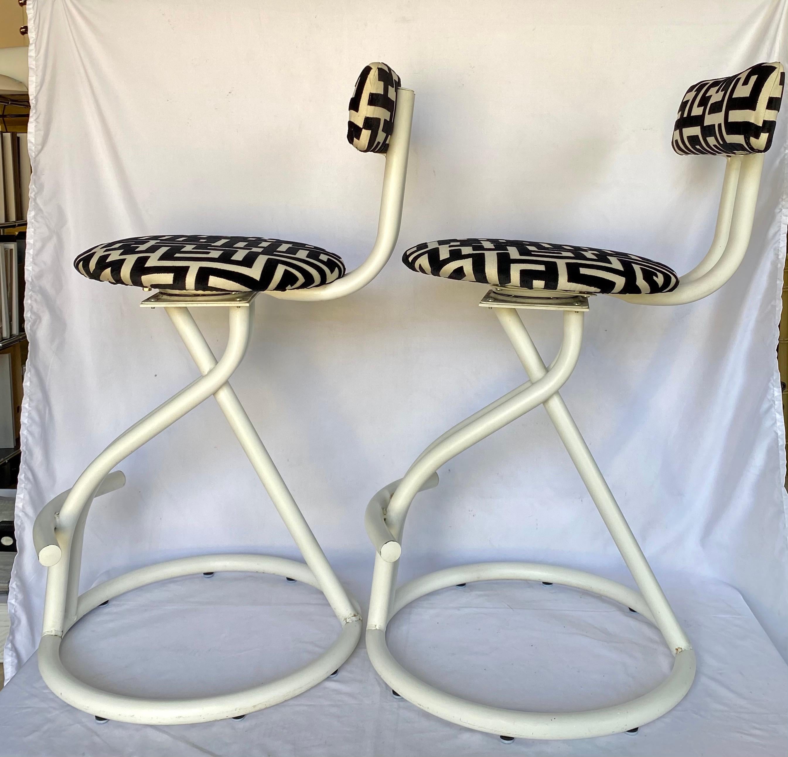 Metal Post Modern Memphis Milano Style Geometric Swivel Stools by Cal-Style, Pair For Sale