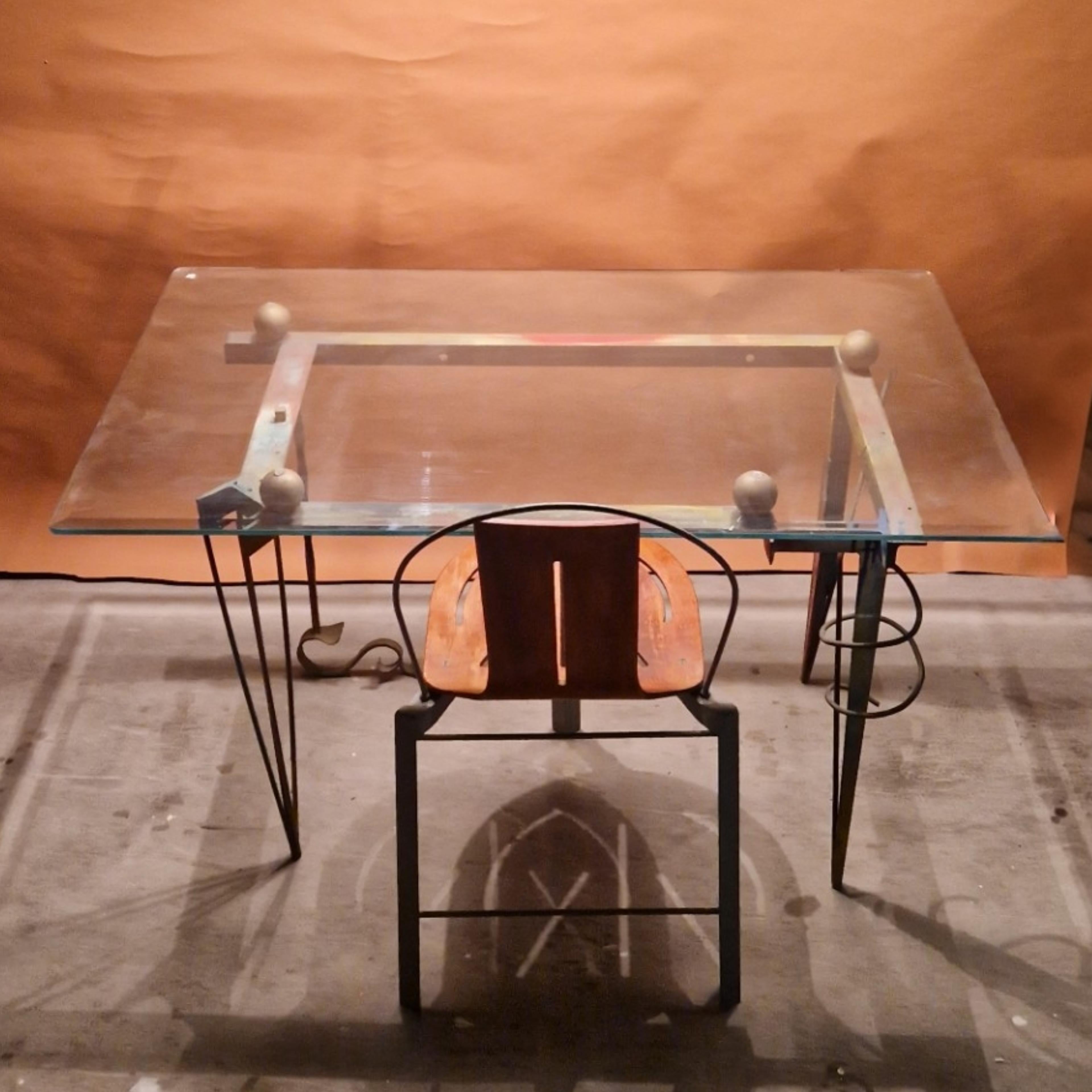 Forged Post modern Memphis style artistic writing desk and chair, Germany 1980s For Sale