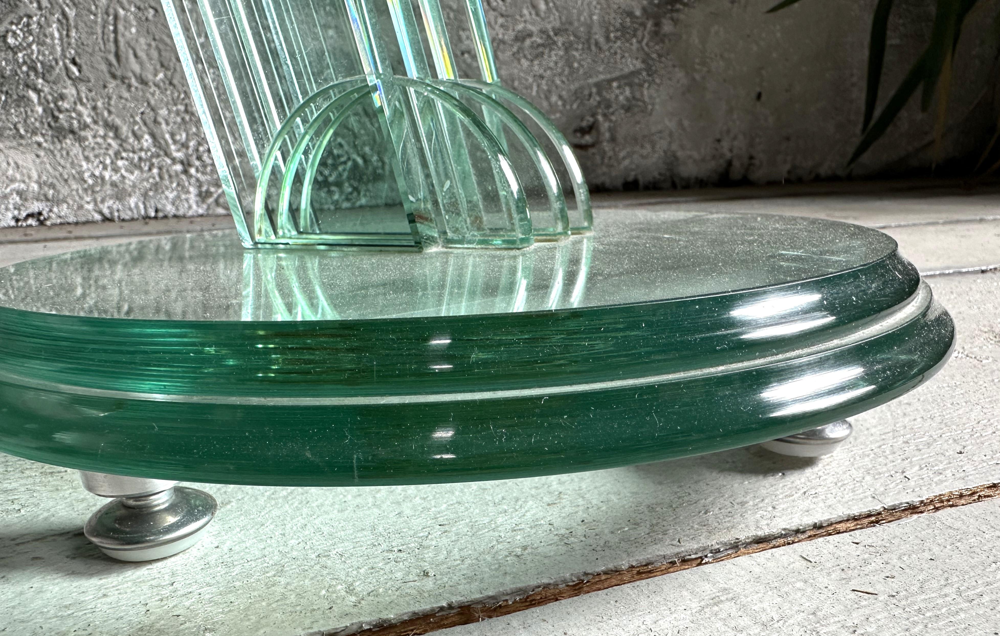 Table d'appoint postmoderne Memphis Fontana Arte, verre massif, Italie années 1980 en vente 4