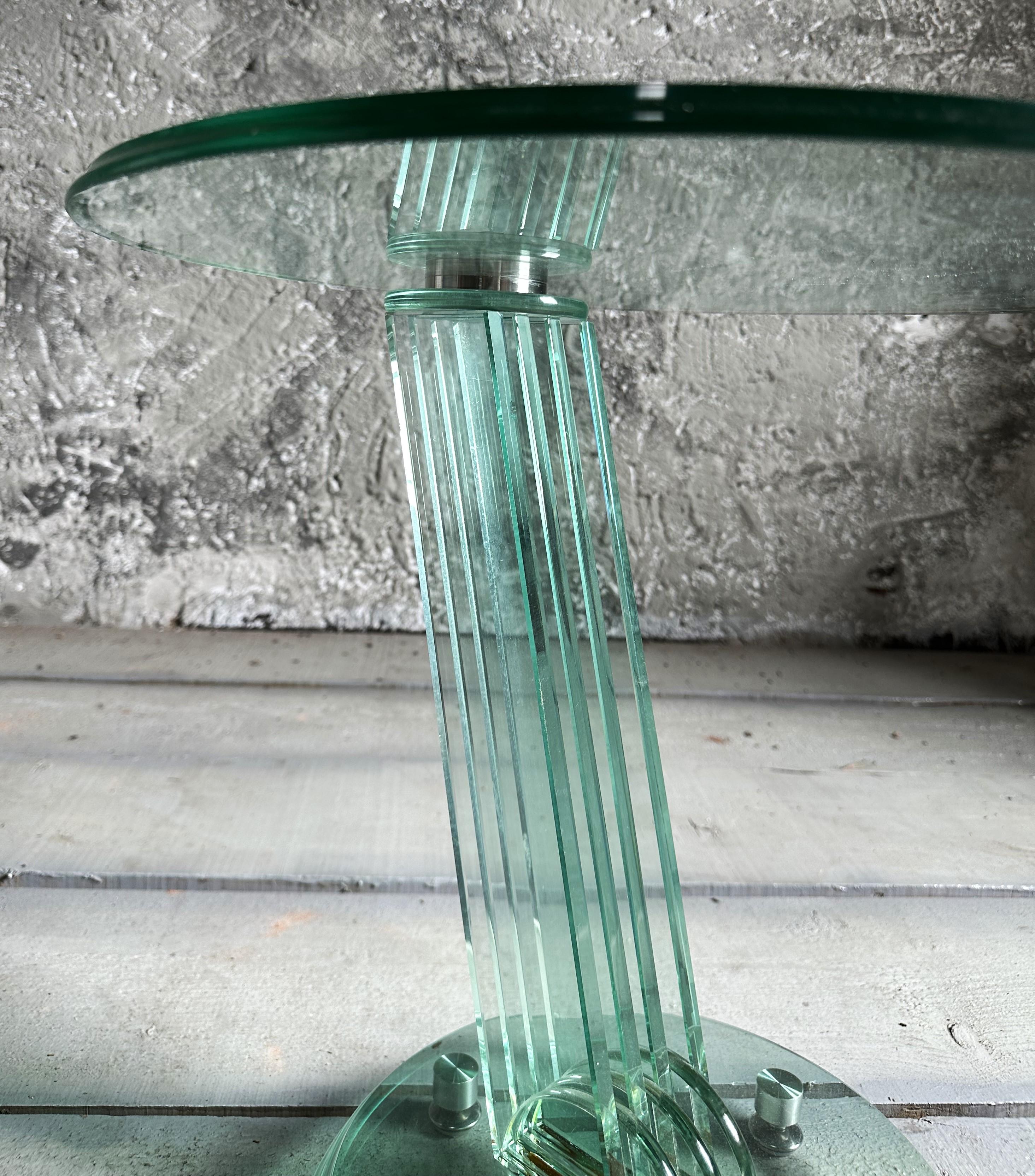 Table d'appoint postmoderne Memphis Fontana Arte, verre massif, Italie années 1980 en vente 6
