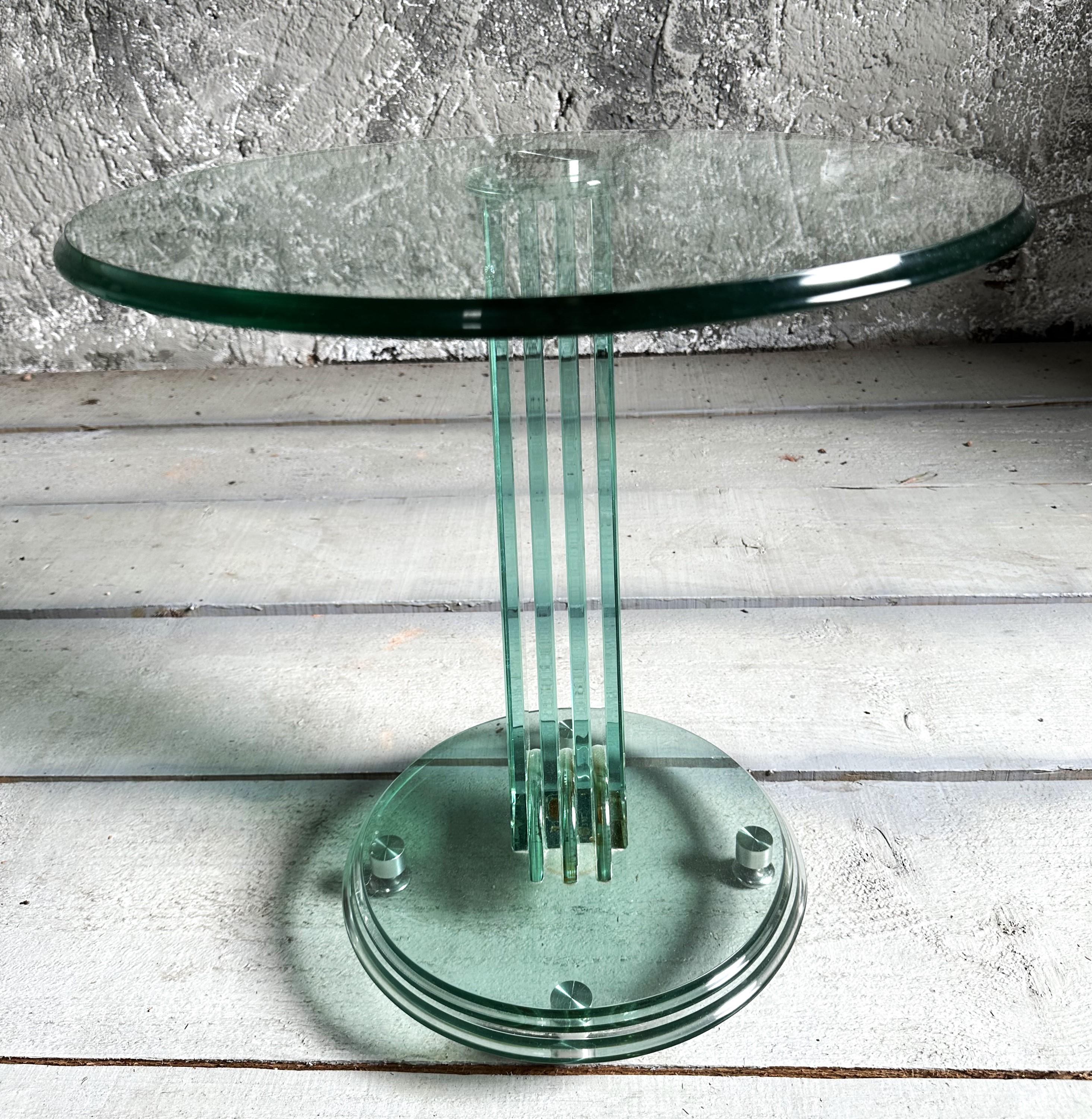 Table d'appoint postmoderne Memphis Fontana Arte, verre massif, Italie années 1980 en vente 8