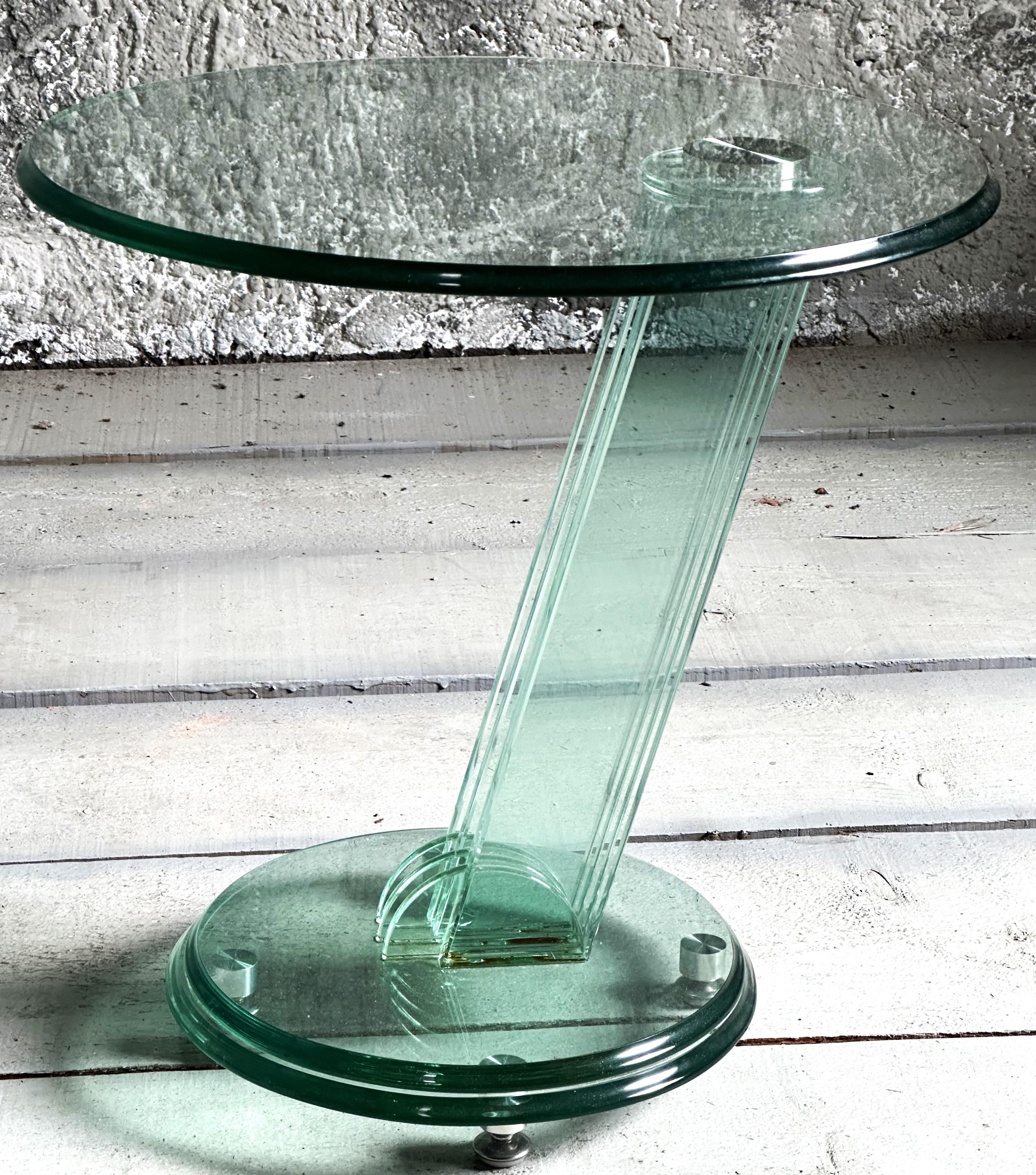 Post-Modern Memphis Style Side Table Fontana Arte, solid Glass, Italy 1980s For Sale 16