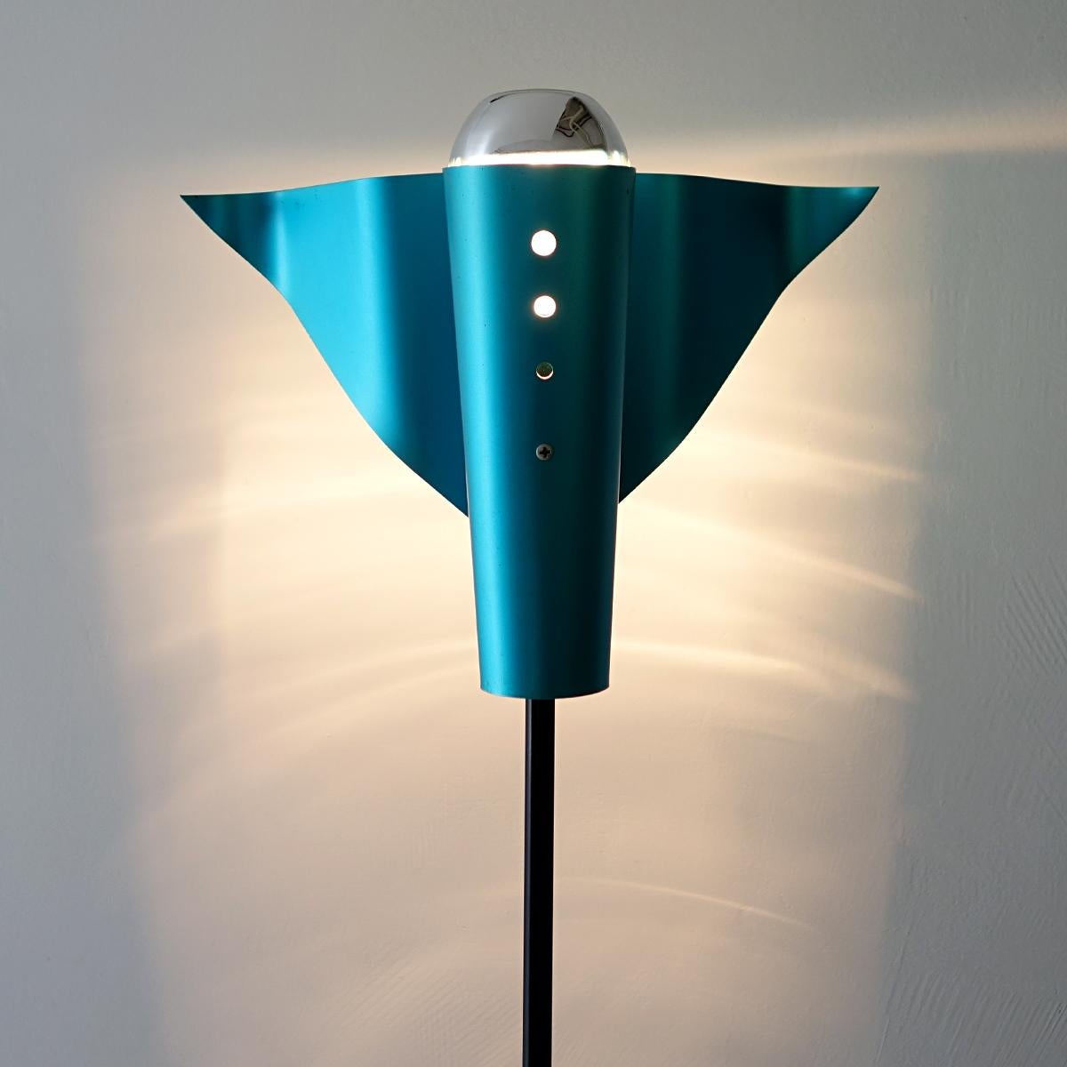 Post-Modern Metal Floor Lamp with Blue Bird-Shaped Shade by Bjart Rhenen For Sale 1