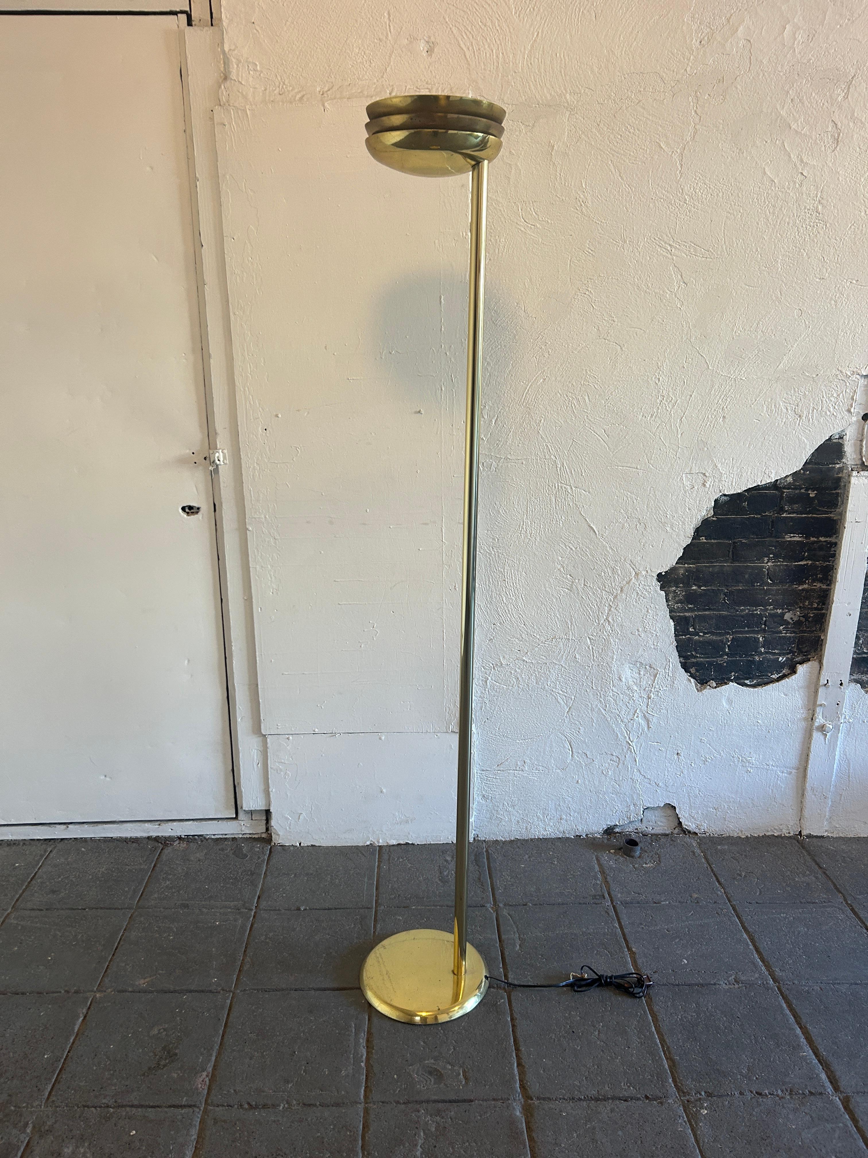 Post Modern Midcentury Gold Chrome Vented Tall Torch Floor Lamp In Good Condition For Sale In BROOKLYN, NY