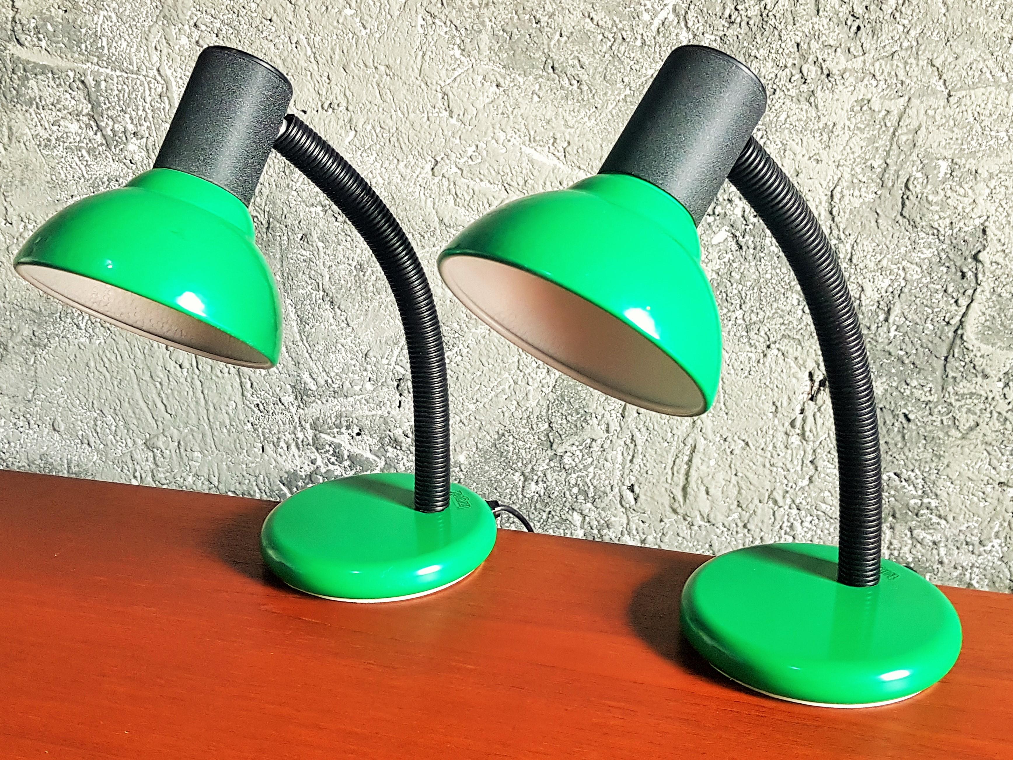 Post-Modern Midcentury Pair of Table Desk Lamps, Targetti, Italy, 1982 For Sale 5