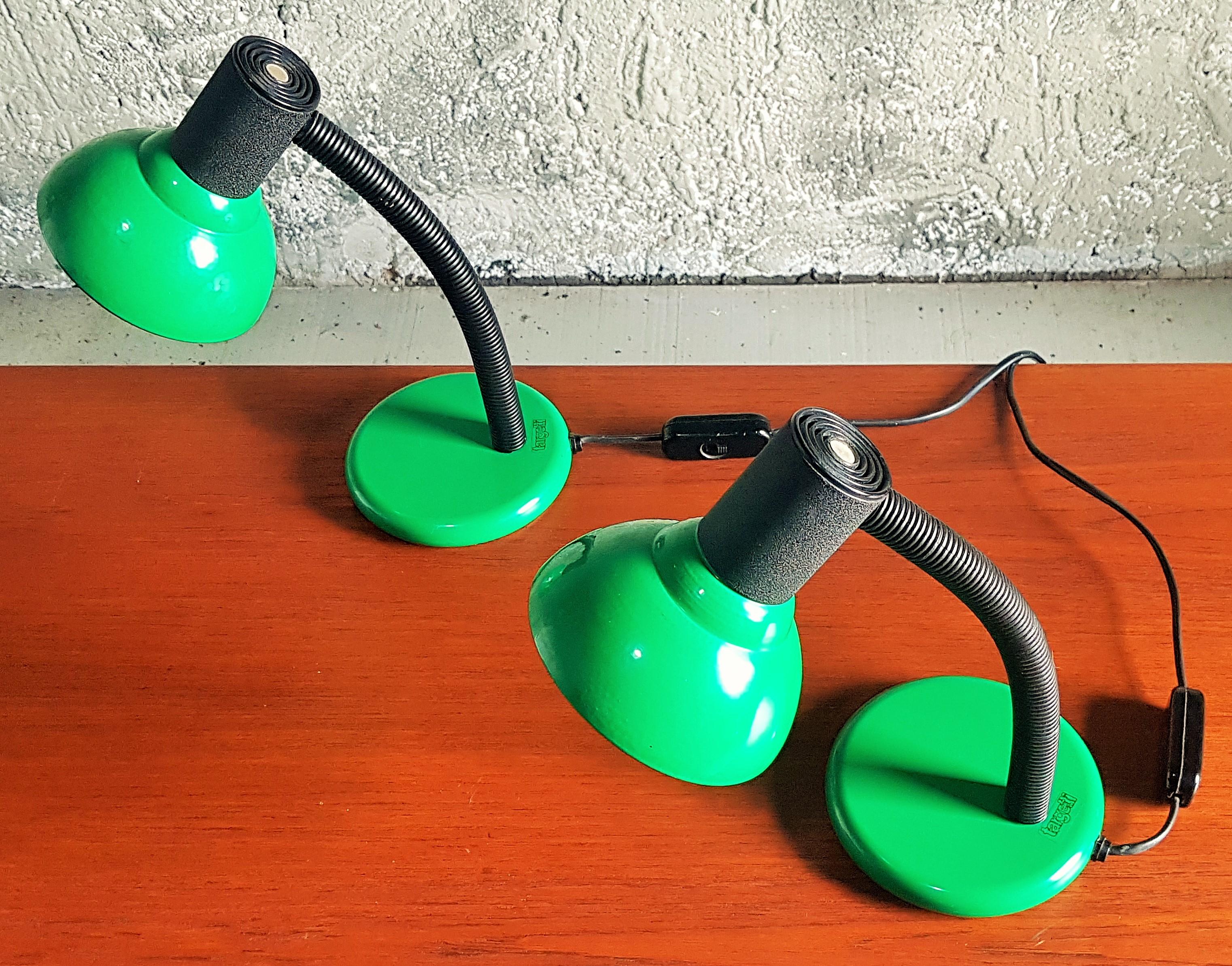 Post-Modern Midcentury Pair of Table Desk Lamps, Targetti, Italy, 1982 For Sale 3
