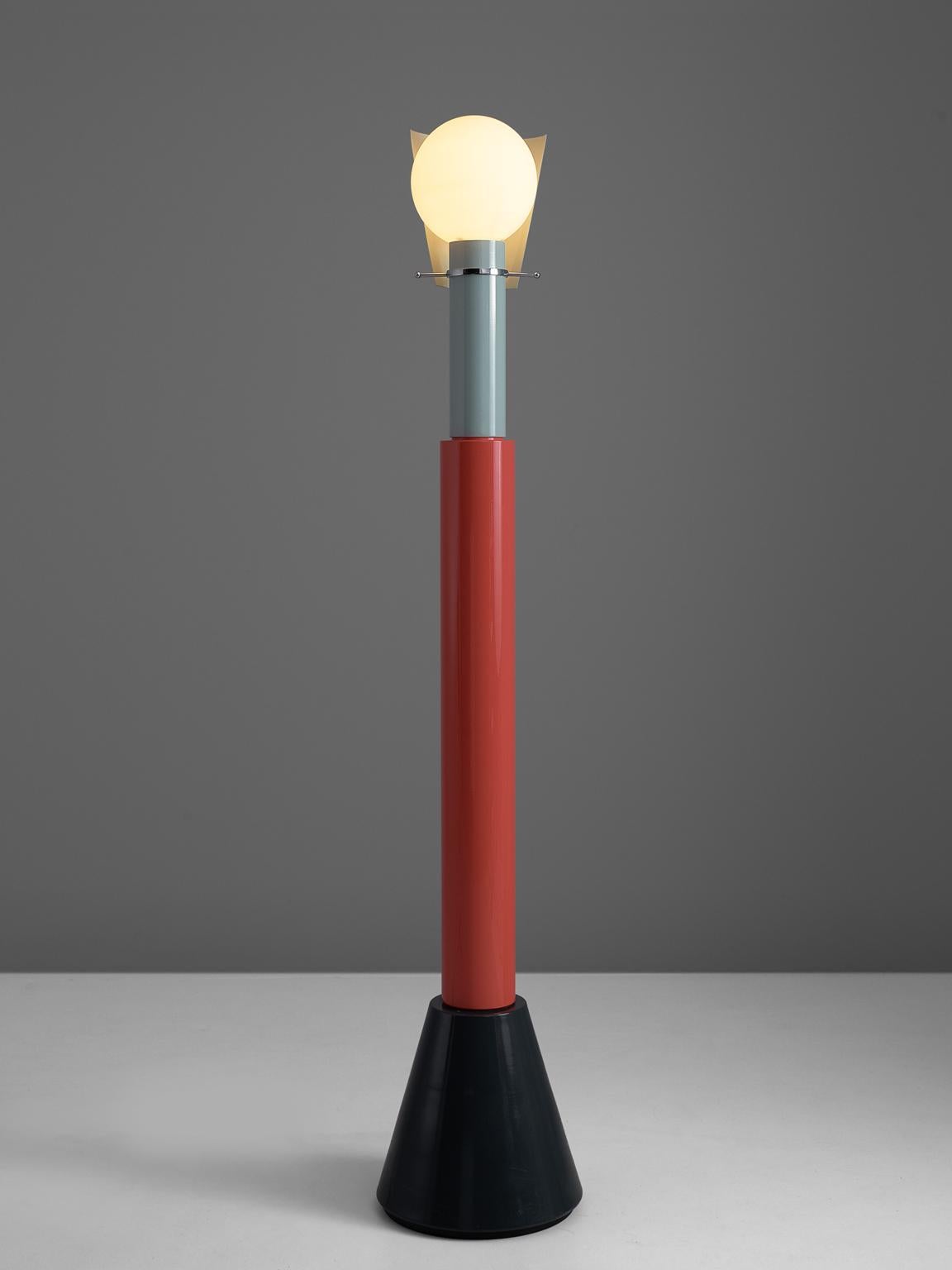 Alessandro Mendini for Segno, floor lamp 'Milo', enameled metal and glass, by Italy 1982. 

Flighty floor lamp designed by Alessandro Mendini in 1982, in the style of Memphis. This lamp is a simplified representation of a male figure. Black base