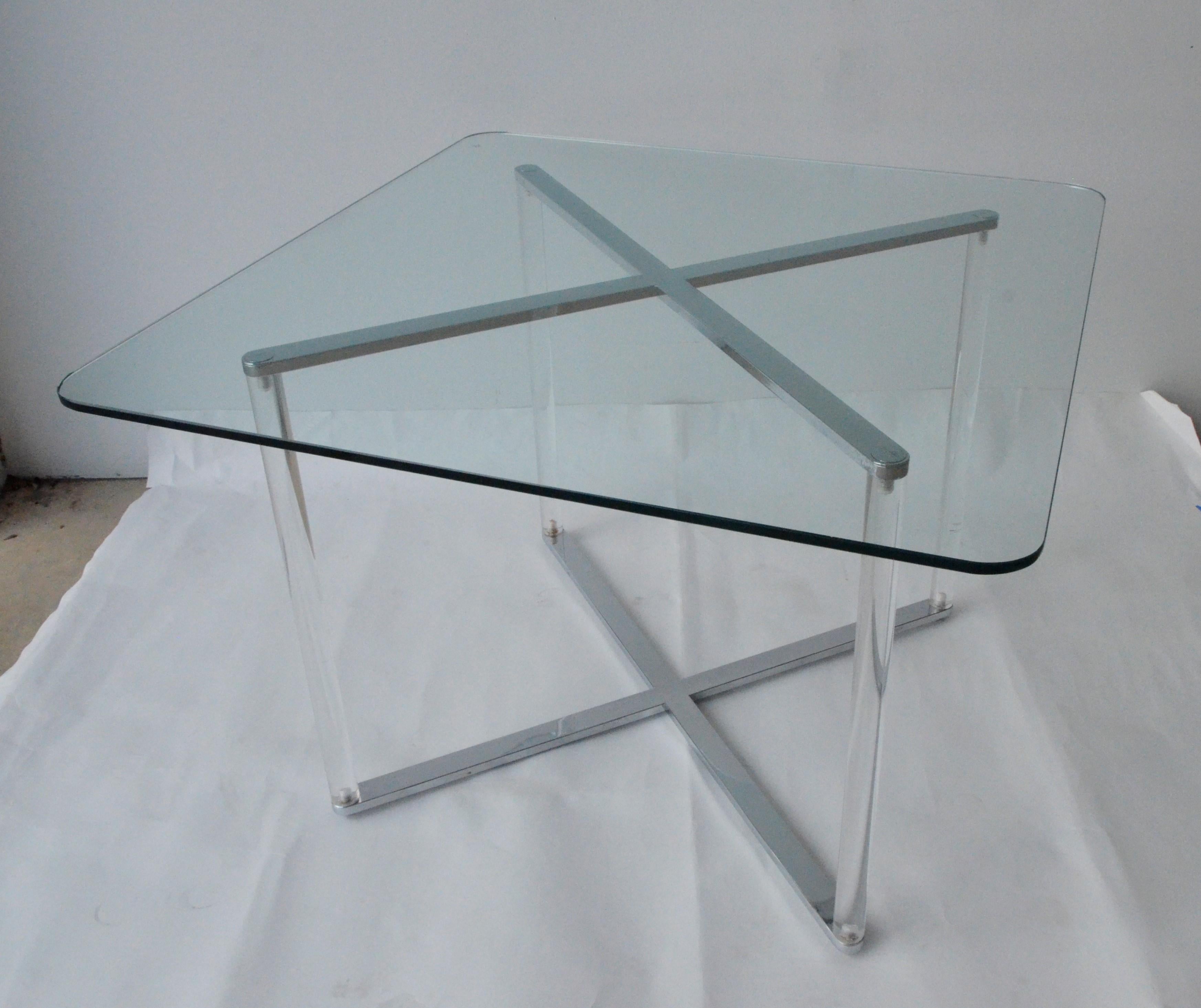 Italian Minotti Style Square Lucite, Glass and Chrome X-Base Side /End / Cocktail Table For Sale