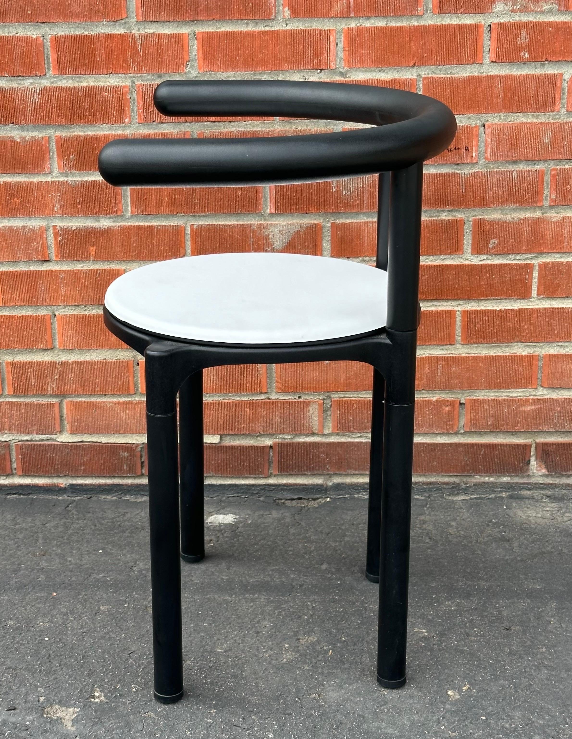 Post-Modern Model 4855 Armchair Chair by Anna Castelli for Kartell In Good Condition For Sale In San Diego, CA