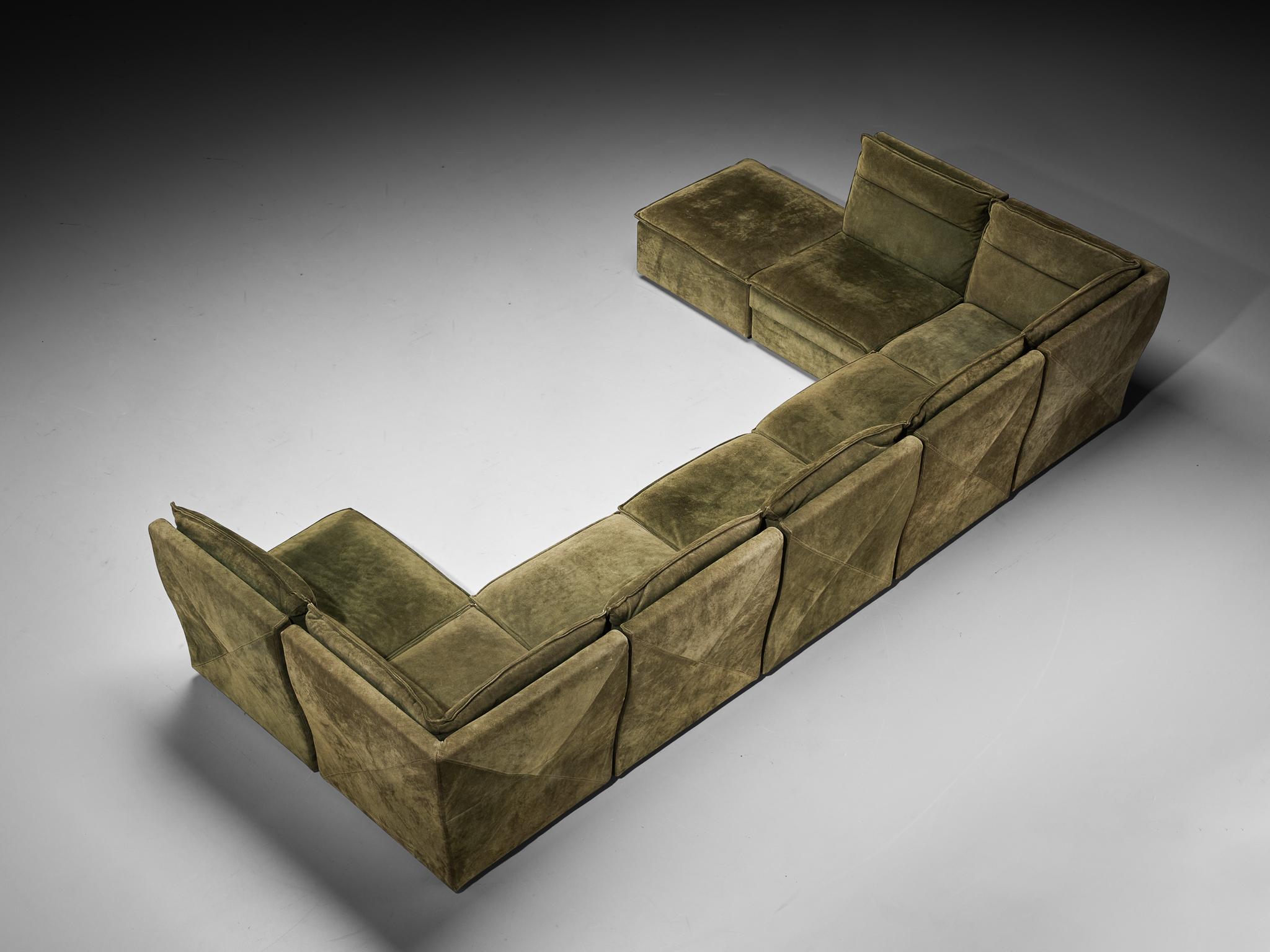 Post-Modern Modular Sofa in Natural Green Suede For Sale 1
