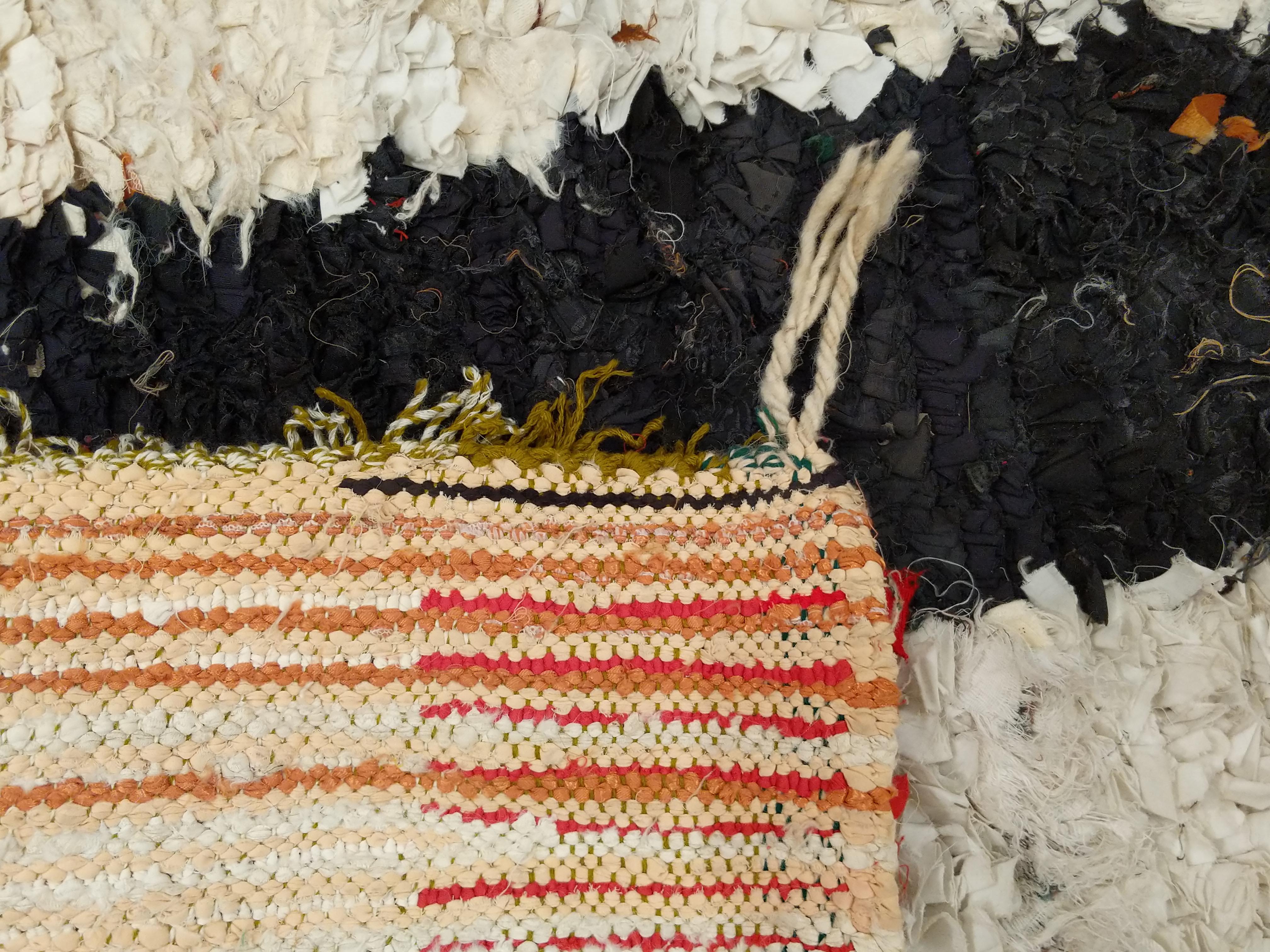 Post-Modern Moroccan Abstract Minimalist Boujad Berber Rug 2