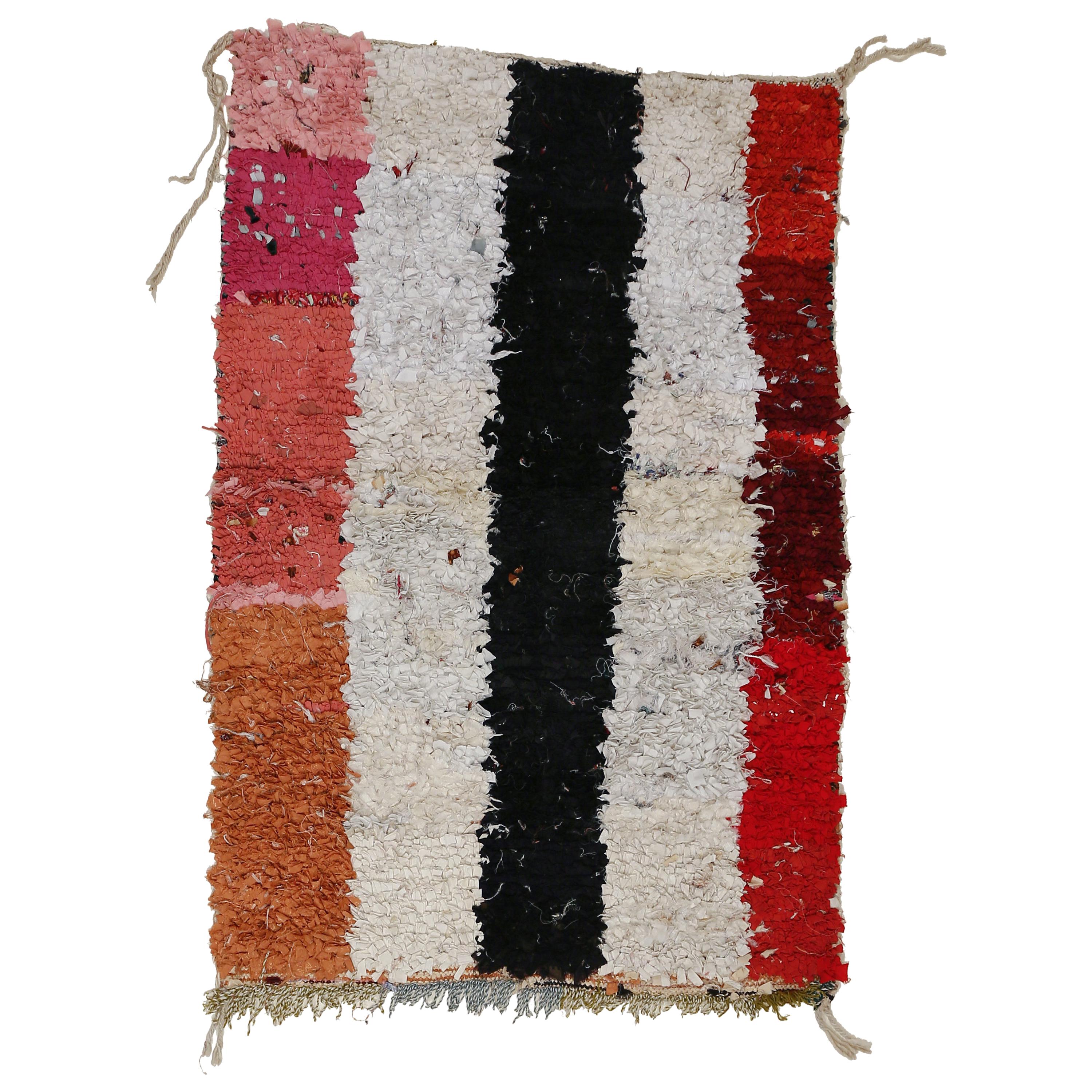 Post-Modern Moroccan Abstract Minimalist Boujad Berber Rug For Sale