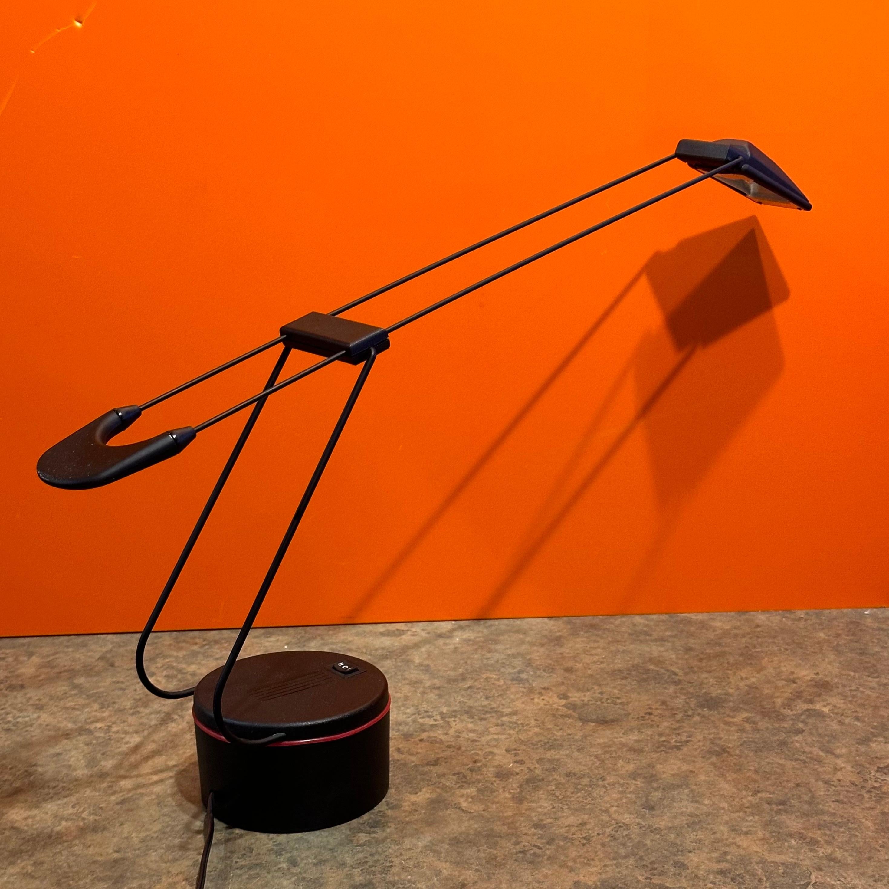 Post-Modern Multi-Directional Modo Desk Lamp by Gabriele Basilico for Alva-Line For Sale 1