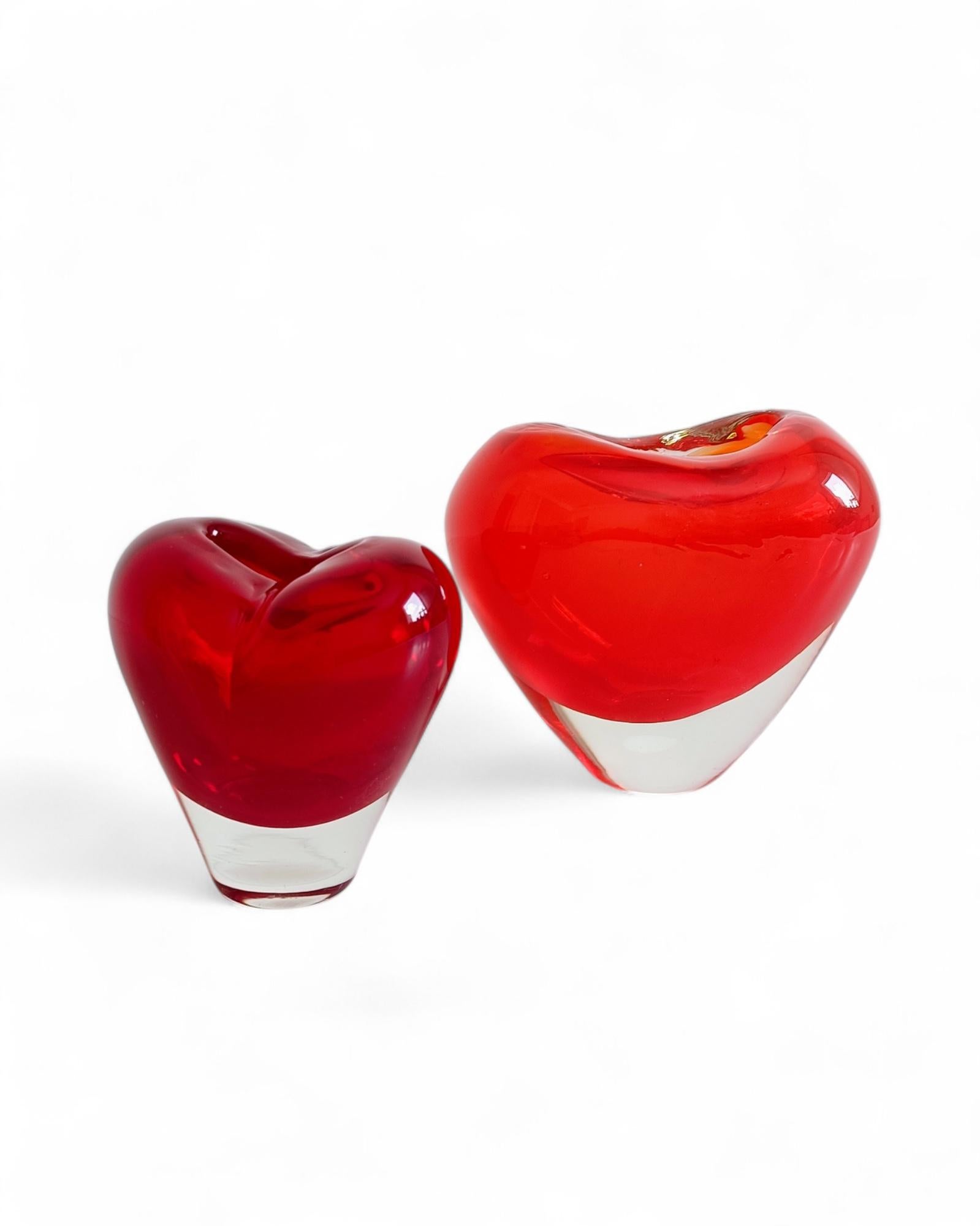Vasi post-moderni in vetro di Murano Glass Sommerso Cuore e Cuoricino, Italia, anni '90 in vendita 8