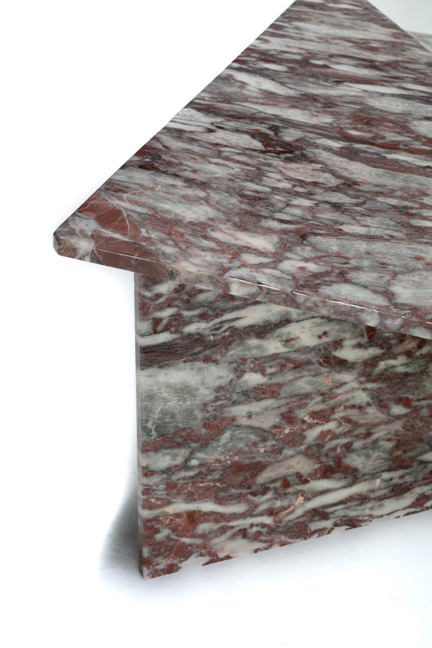 Table basse sculpturale norvégienne post-moderne deux pièces en marbre Fauske en vente 2