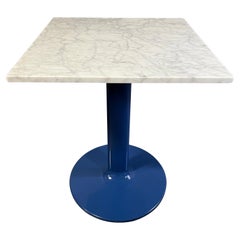 Table d'appoint postmoderne avec plateau en marbre