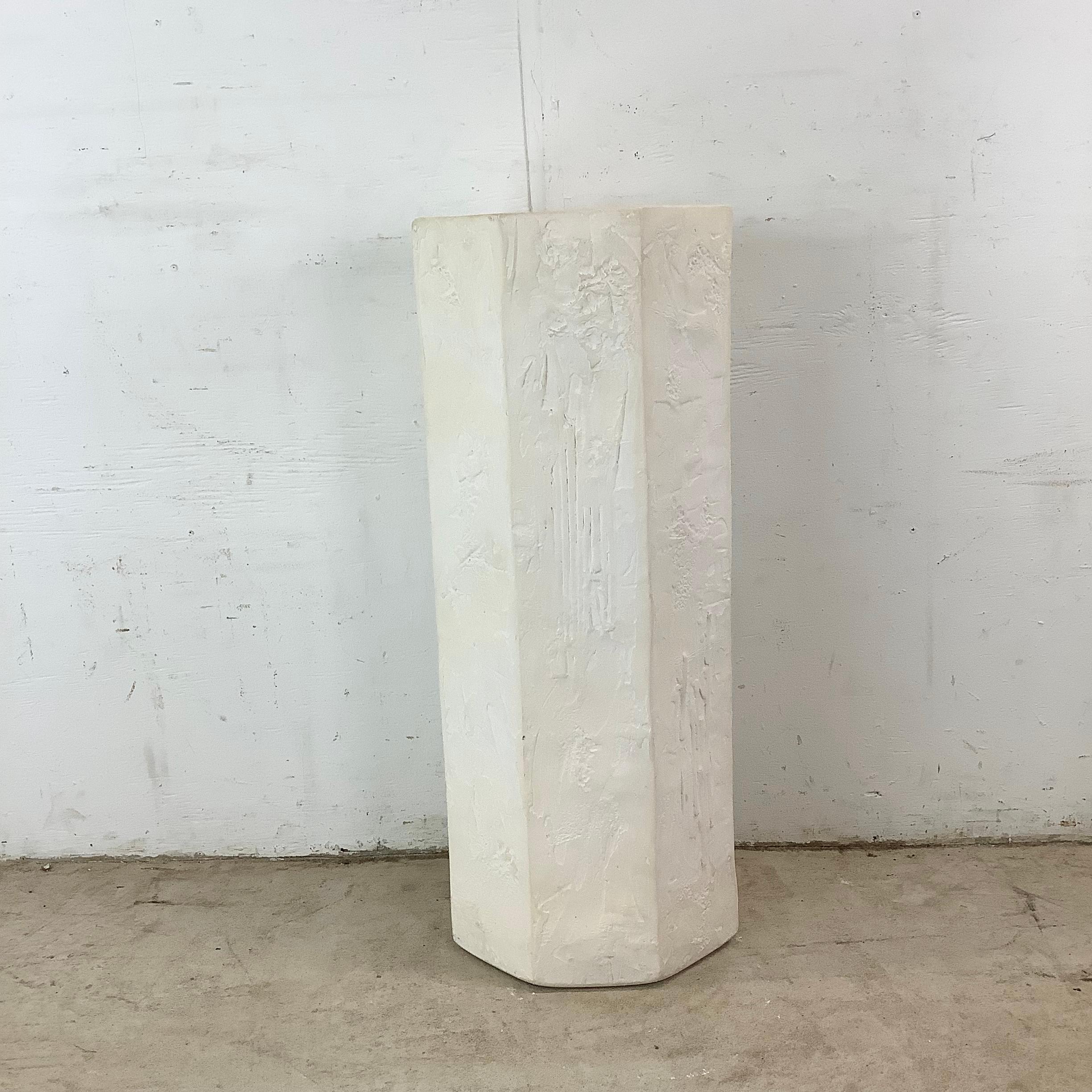 Pedestal expositor octogonal postmoderno en venta 5