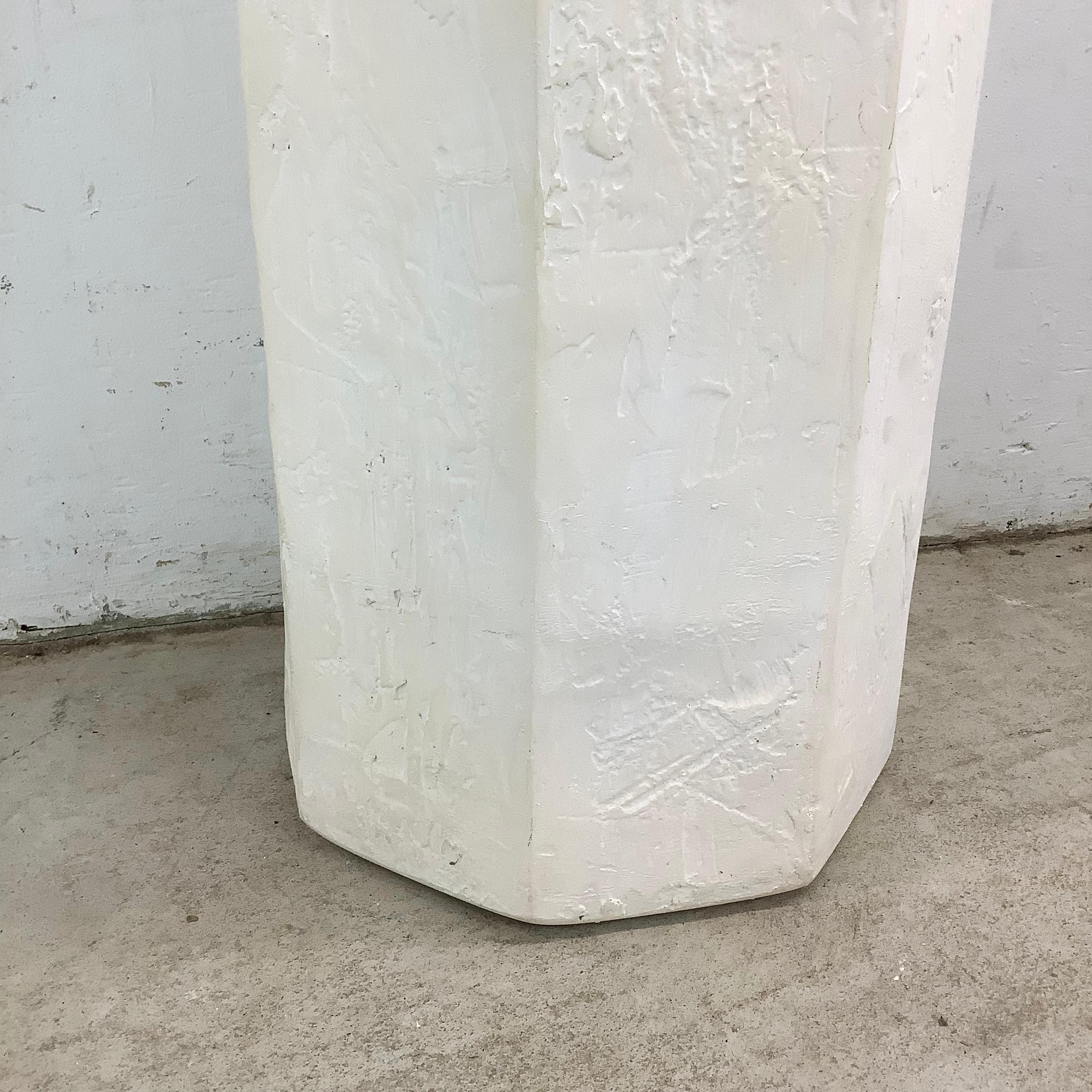 Pedestal expositor octogonal postmoderno Otro en venta