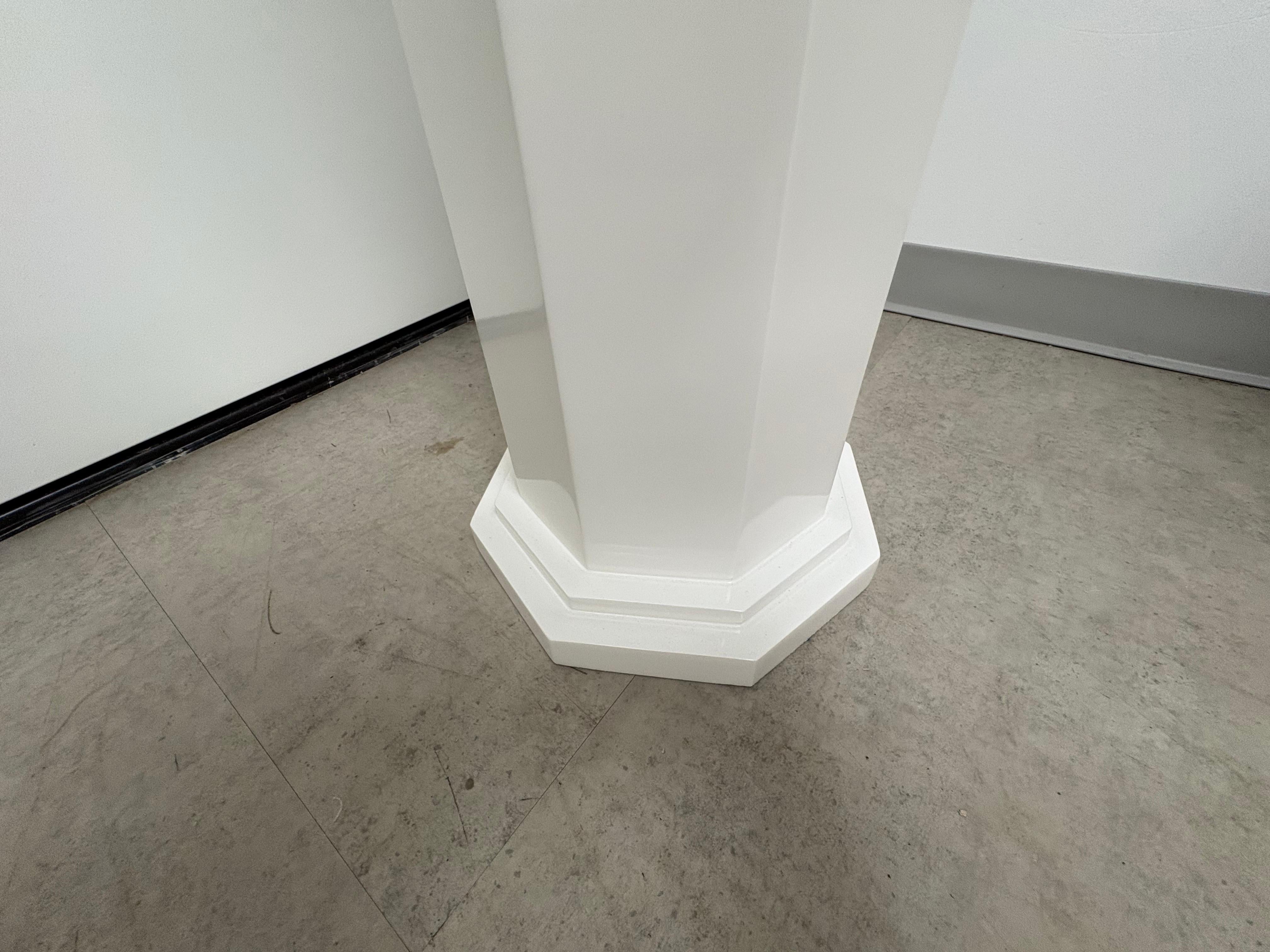 Post Modern Octagonal Lacquered Pedestal For Sale 2