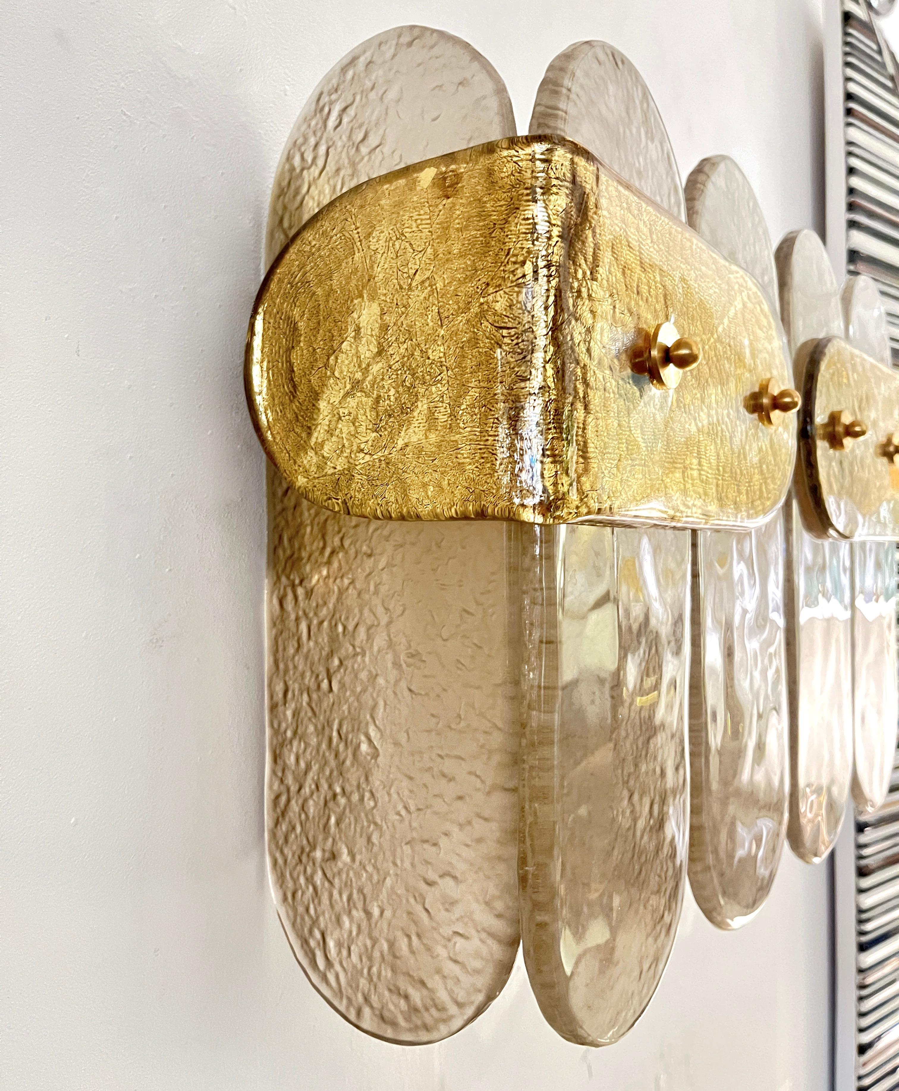 Post Modern Organic Italian Pair Geometric Beige Murano Glass Gold Leaf Sconces For Sale 1