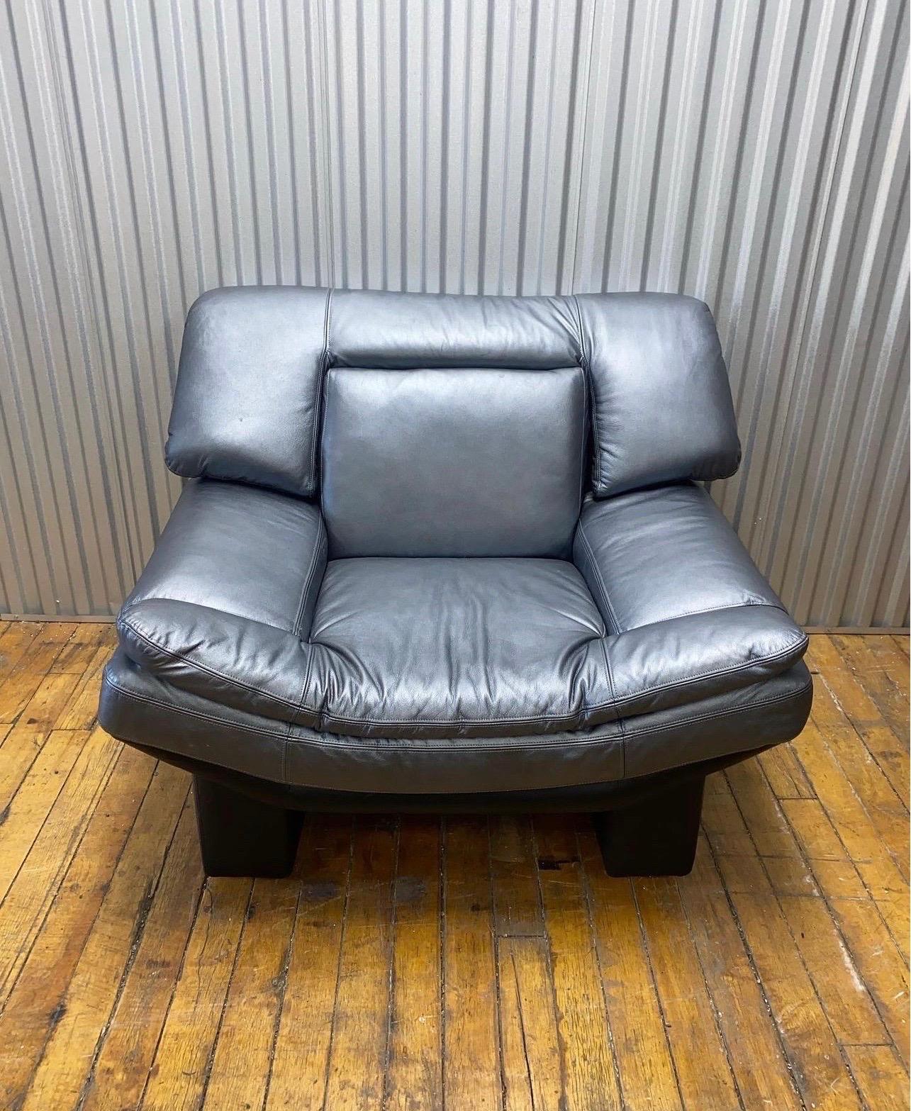 Post Modern Oversized Genuine Leather Armchair by Nicoletti Salotti 1