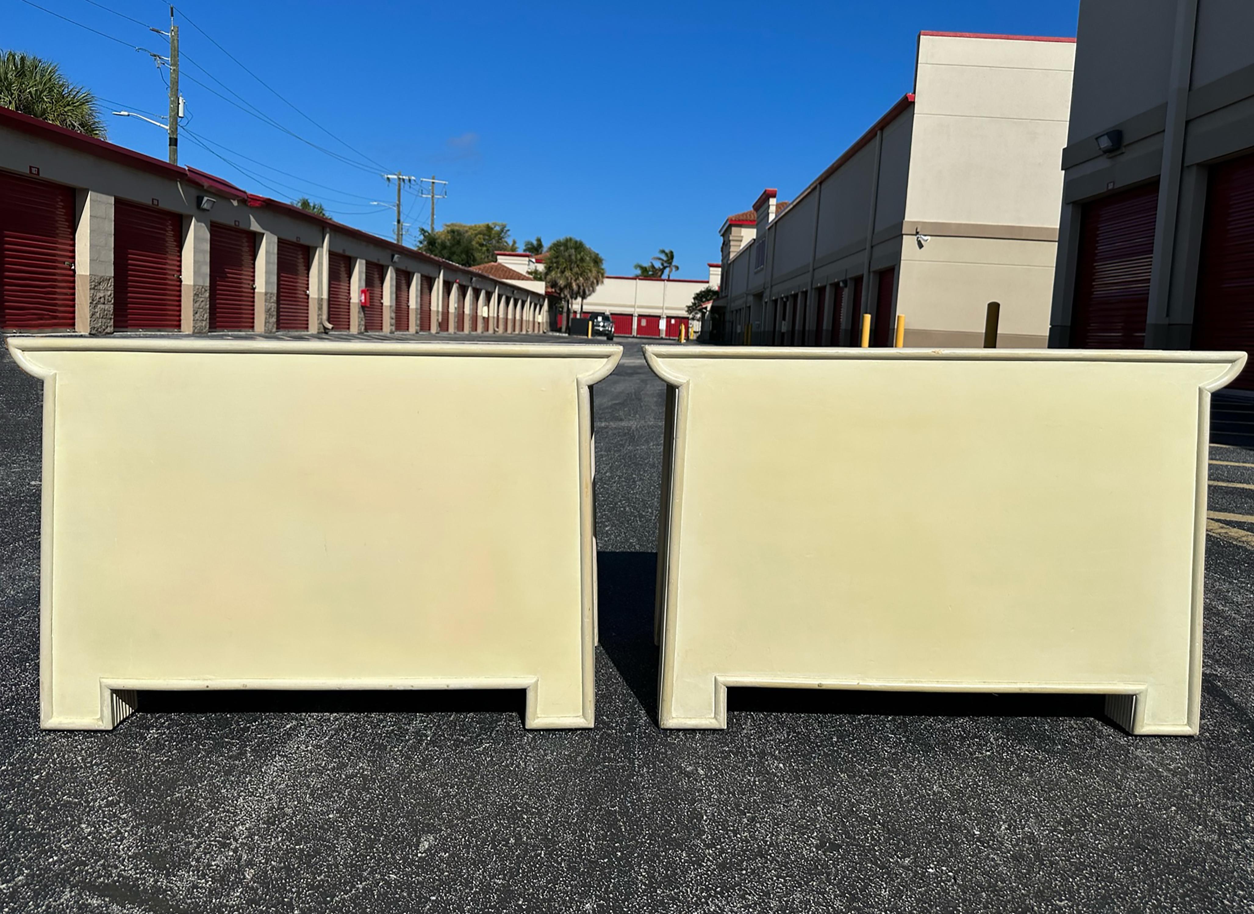 Post-Modern Post Modern Pair of Pencil Reed & Travertine Pagoda Commodes For Sale