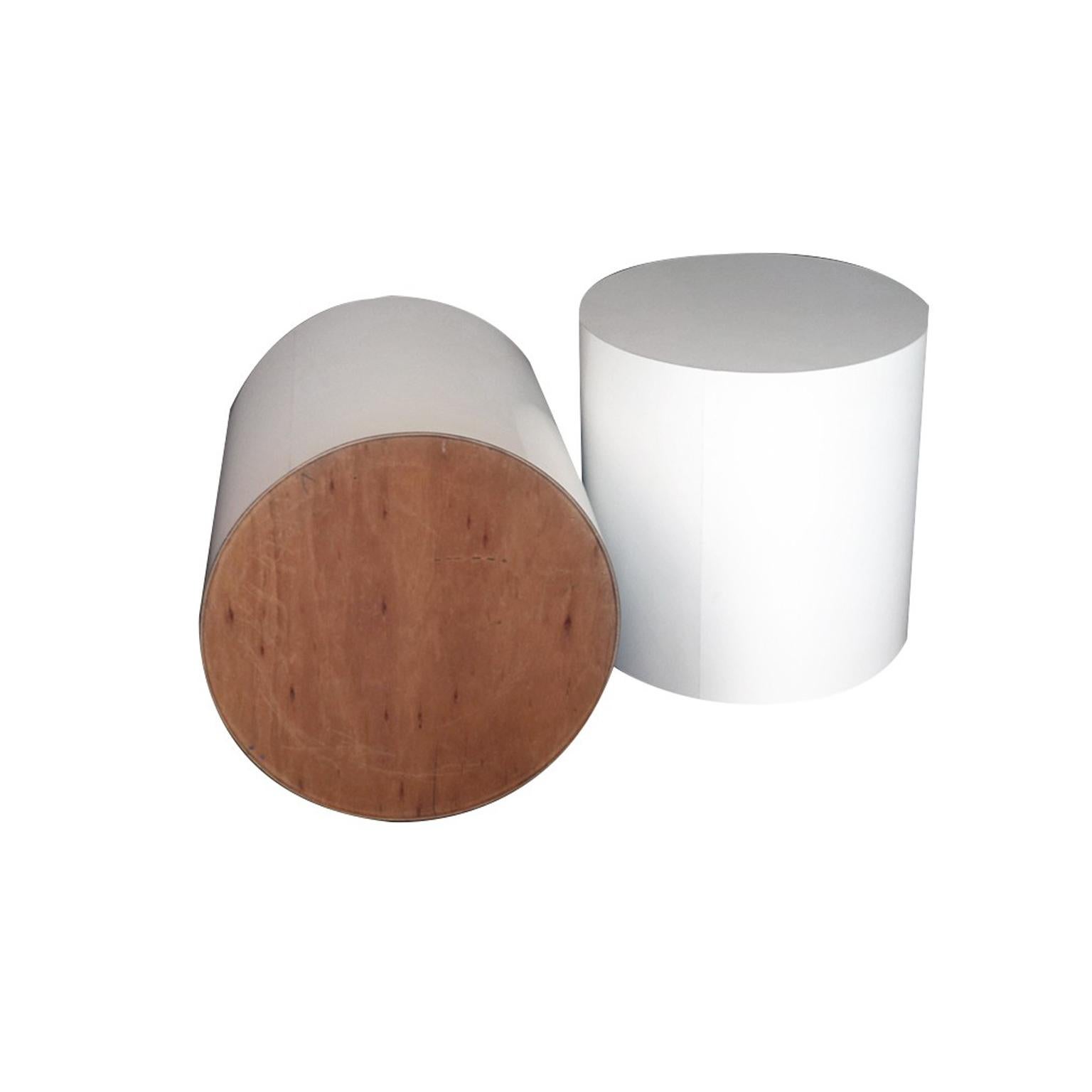 Postmodern Pair of White Laminate Cylindrical Pedestal Side Tables 1