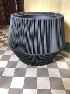 Postmodernes Pflanzgefäß aus Kettal, Spanien, Emiliana Design Studio