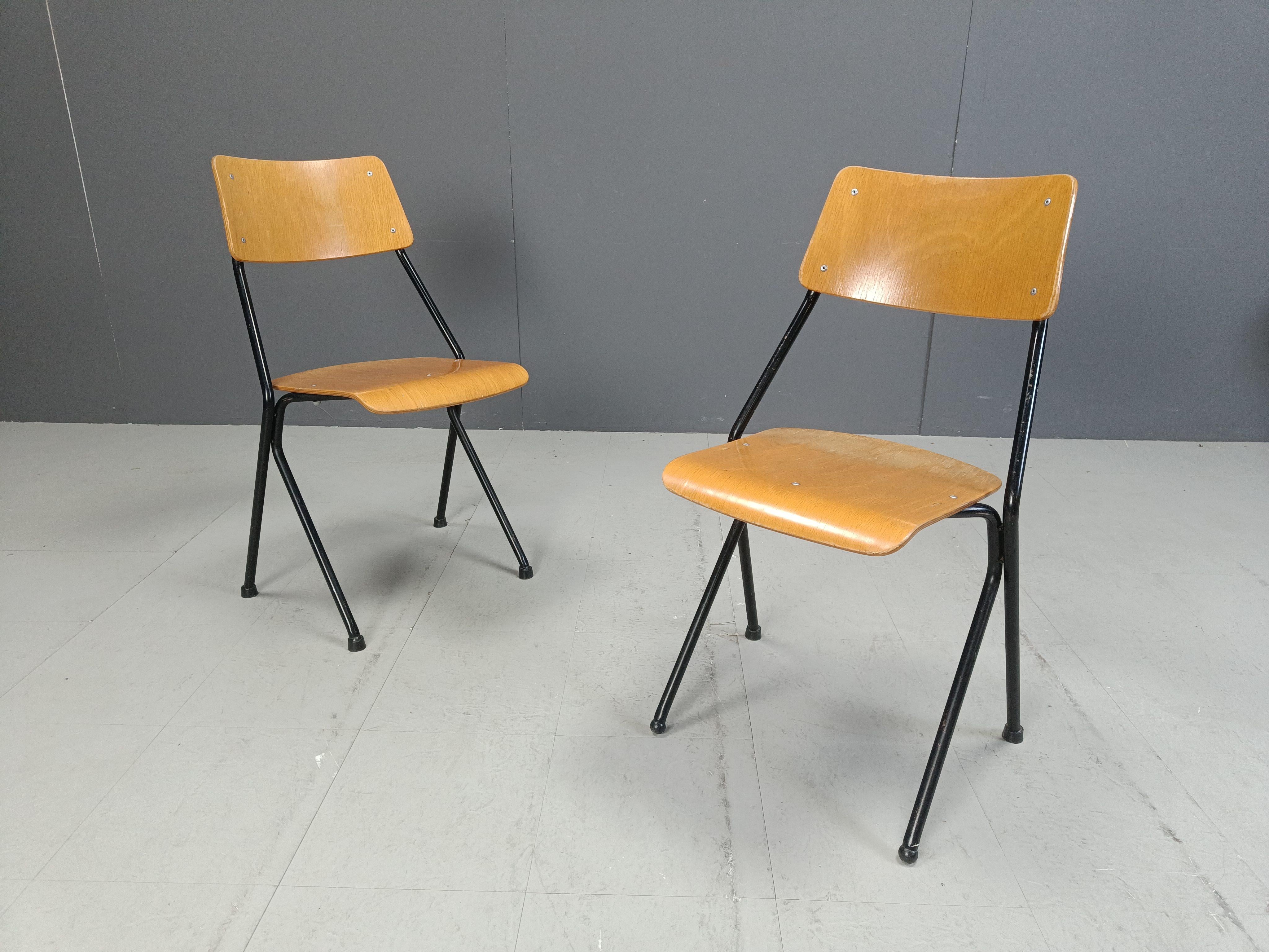 Post modern plywood dining chairs, 1970s For Sale 1