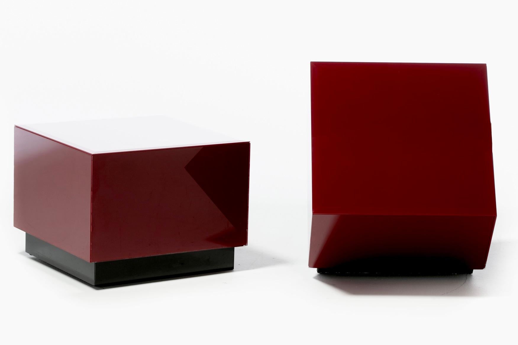American Post Modern Reverse Painted Red and Black Glass Cube End Tables c. 1980 For Sale