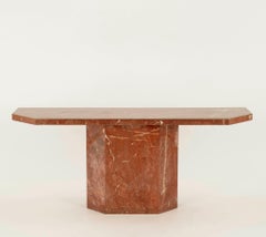Console post-moderne en marbre rouge et laiton