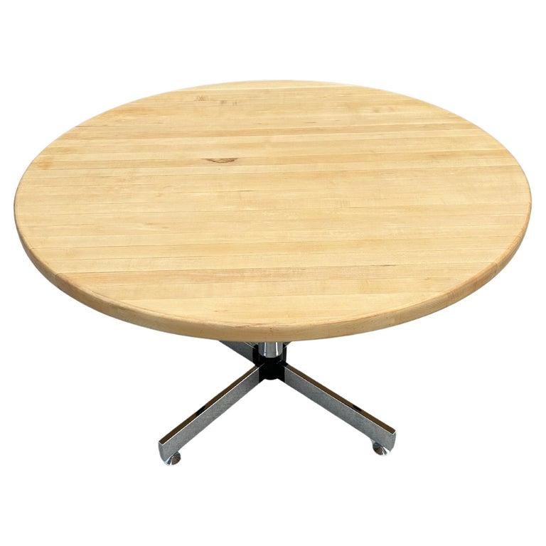 Post modern round maple butcher block dining table on chrome base In Good Condition For Sale In Brooklyn, NY