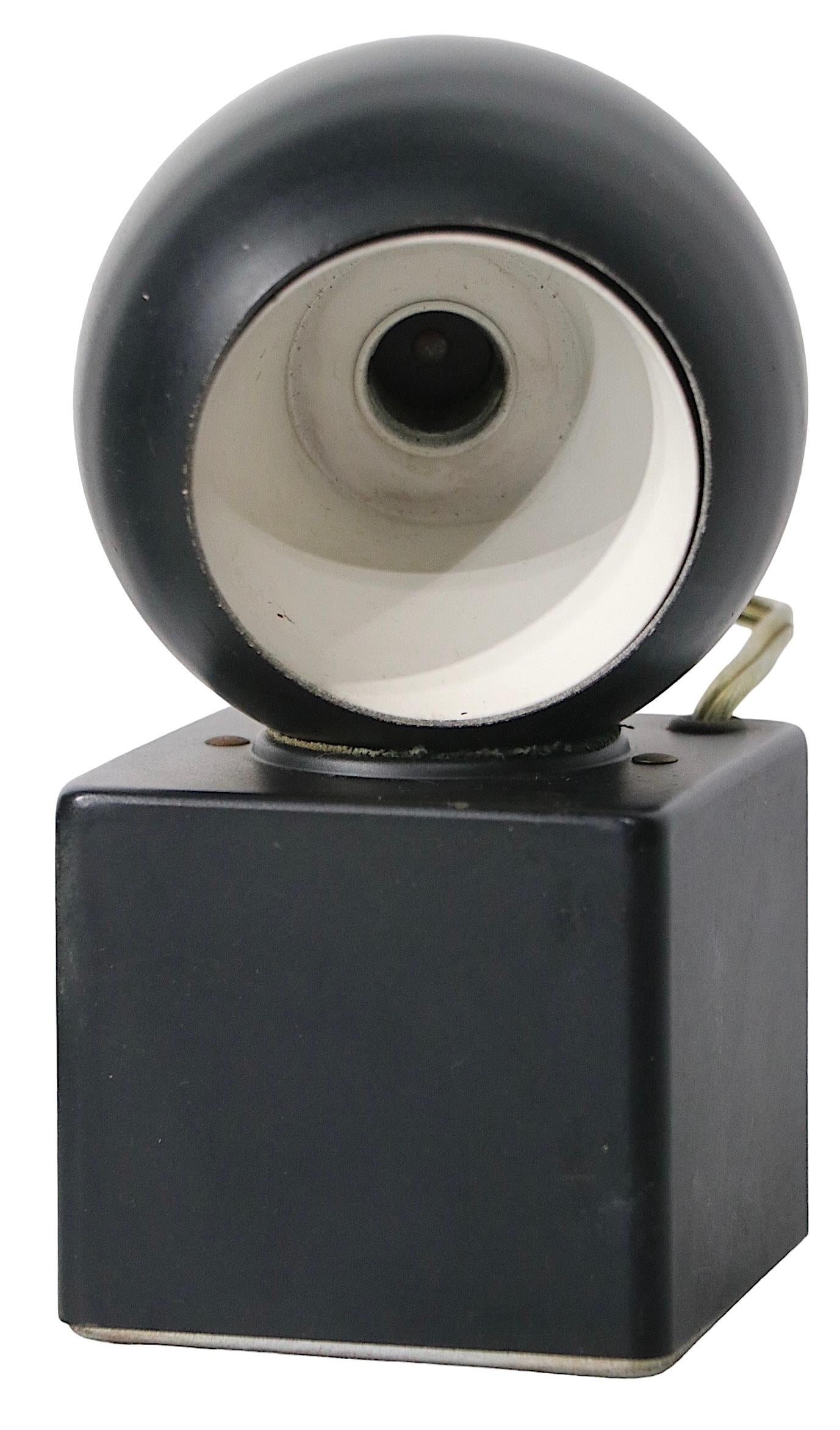 Post Modern Roxter Eyeball Spotlight Desk Lamp Model 7039, circa 1970s For Sale 3