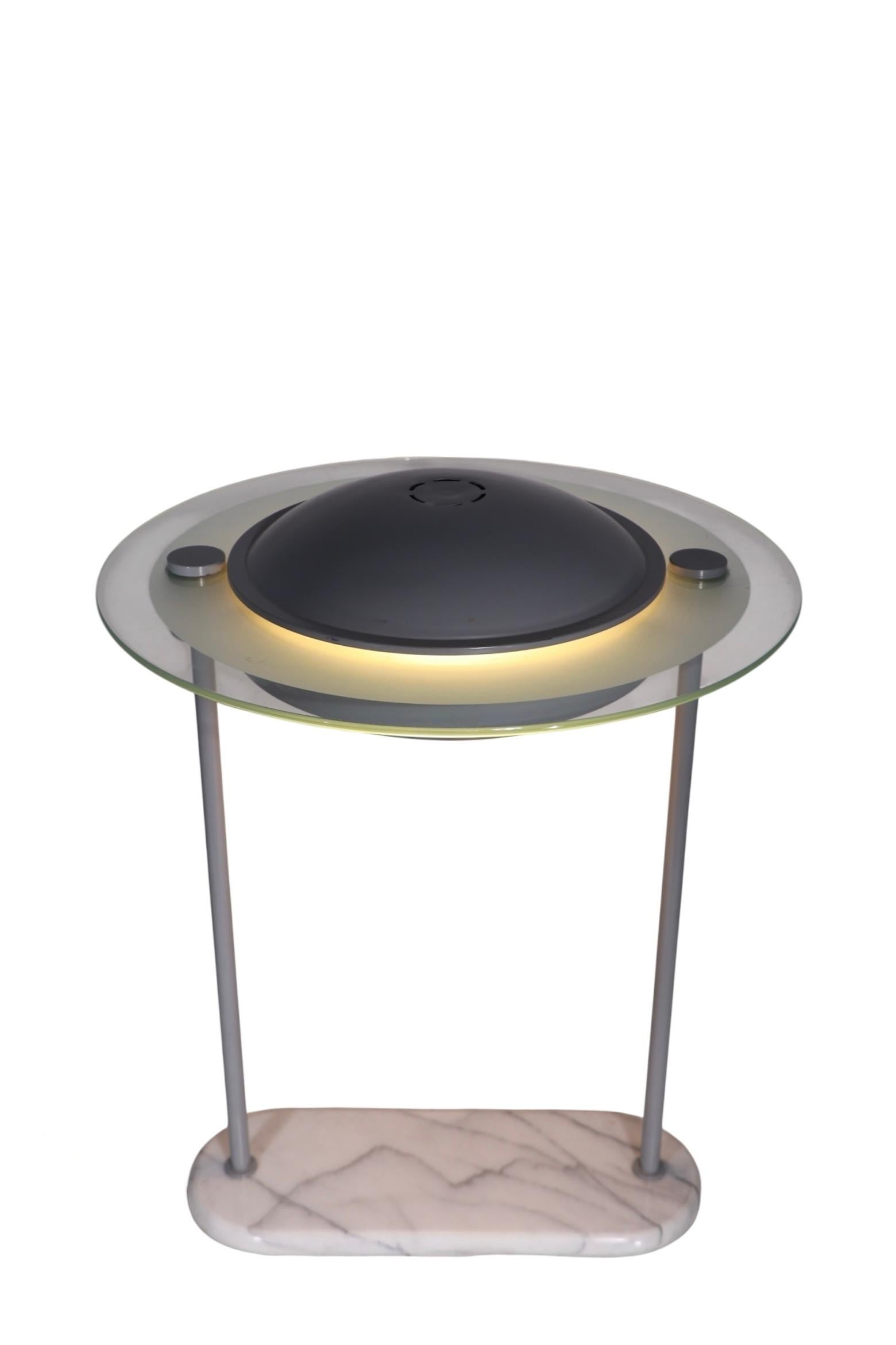 Lampada da scrivania postmoderna Saturn di Sonneman del 1980 circa in vendita 12