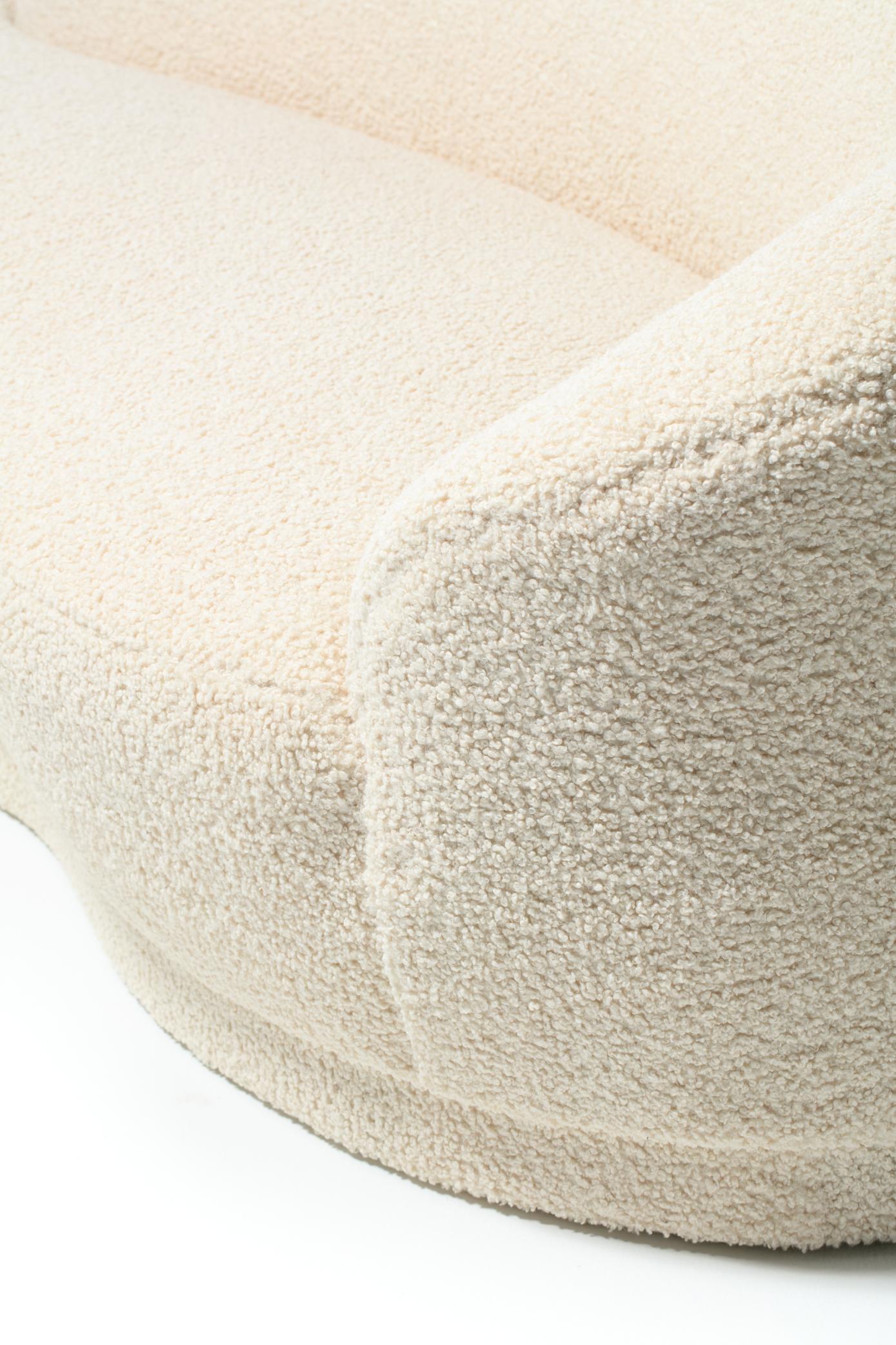 Post Modern Sculptural Cloud Sofa Newly Upholstered in Soft Ivory White Bouclé 7