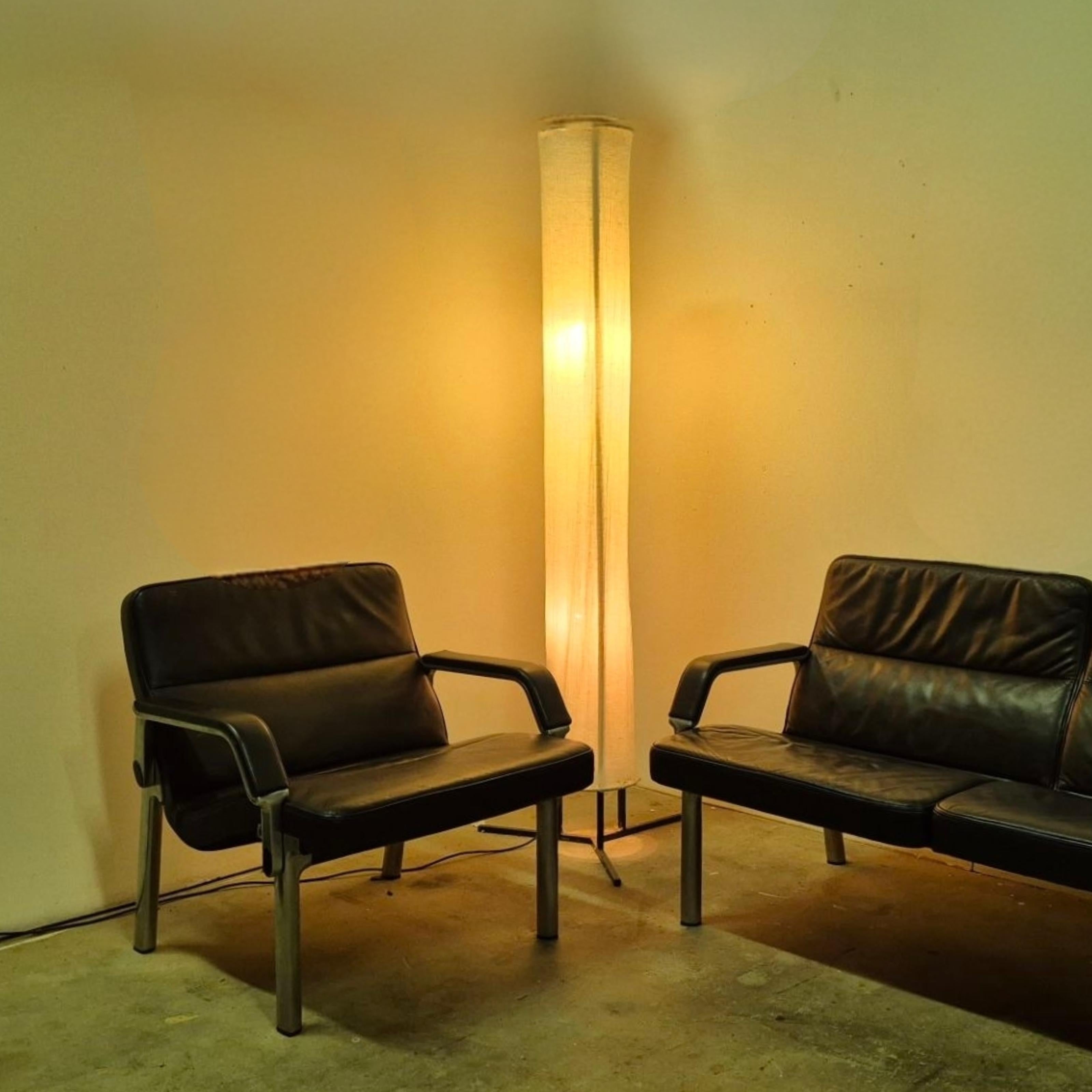 Groupe de sièges post-moderne en métal et cuir, Allemagne 1980 en vente 6