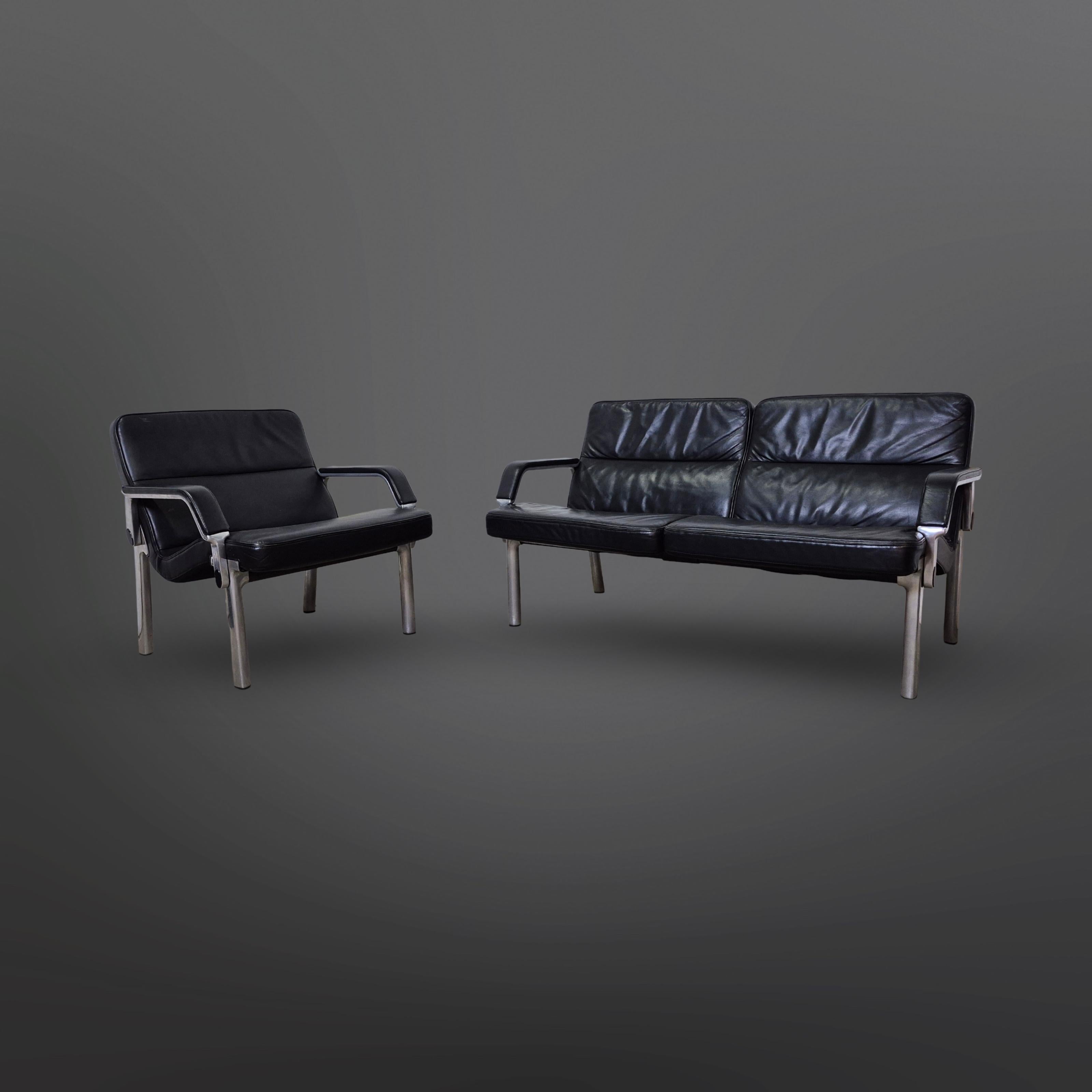 20ième siècle Groupe de sièges post-moderne en métal et cuir, Allemagne 1980 en vente