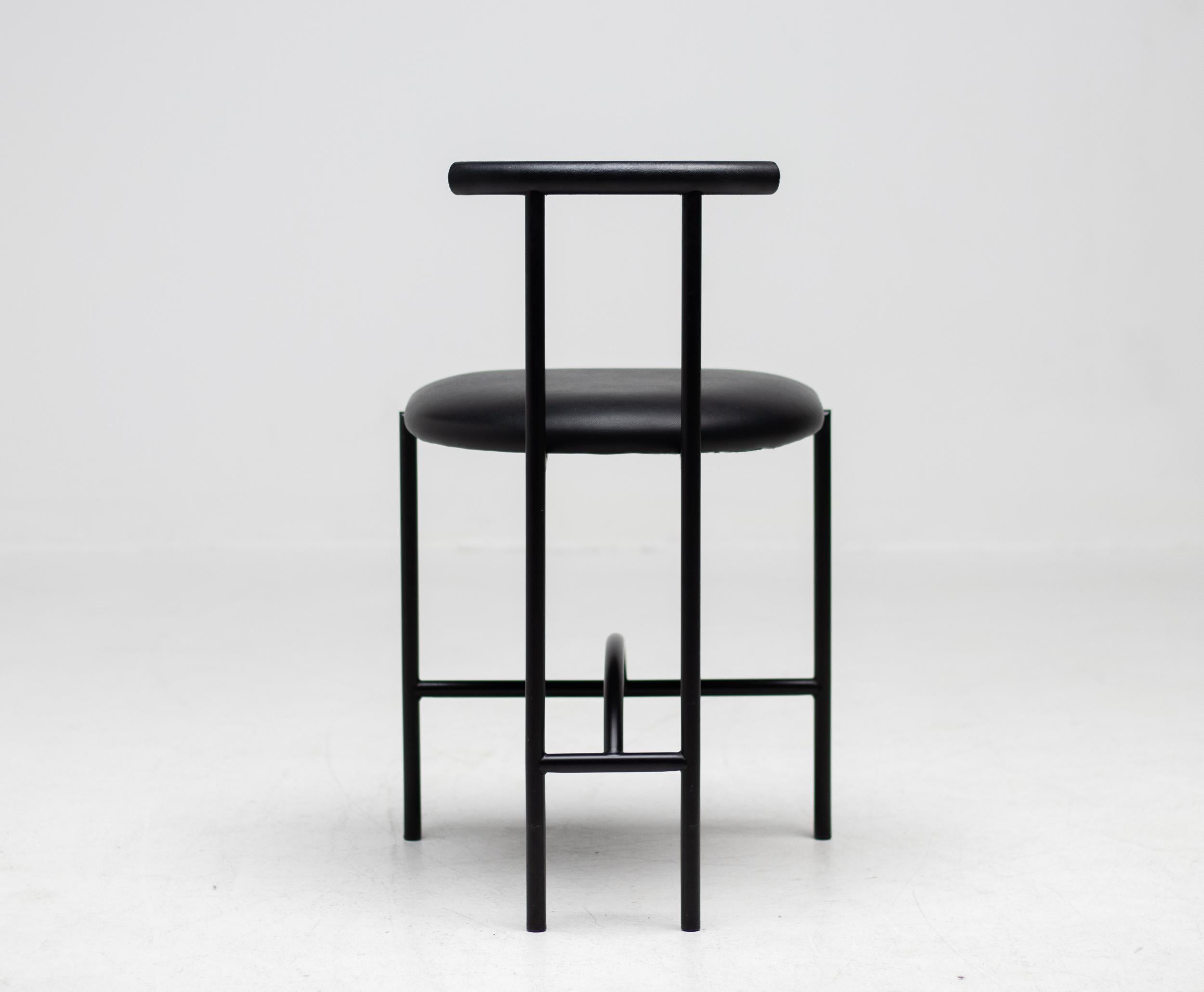 Set of 6 Tokyo chairs by Rodney Kinsman for Bieffeplast, 1985 Black stools mod. Tokyo with chromed steel structure, leather seat and rubber backrest. Produced by Bieffeplast and designed by Rodney Kinsman in the 1985. 
Marked with Bieffeplast label