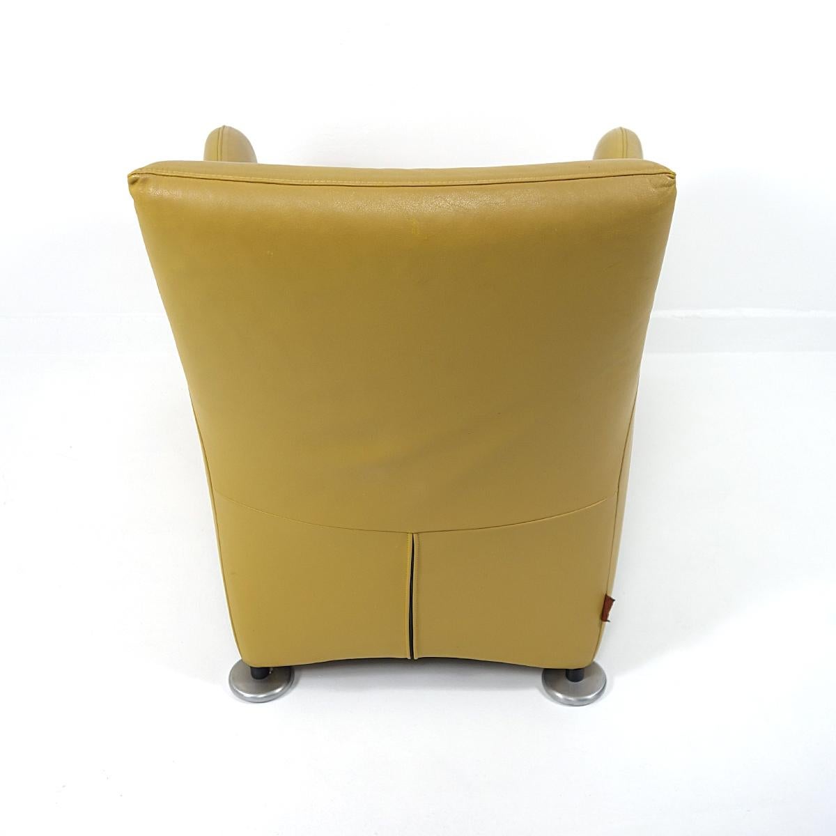 Leather Post-modern Set of two Loge Chairs designed by Gerard van den Berg for Montis For Sale