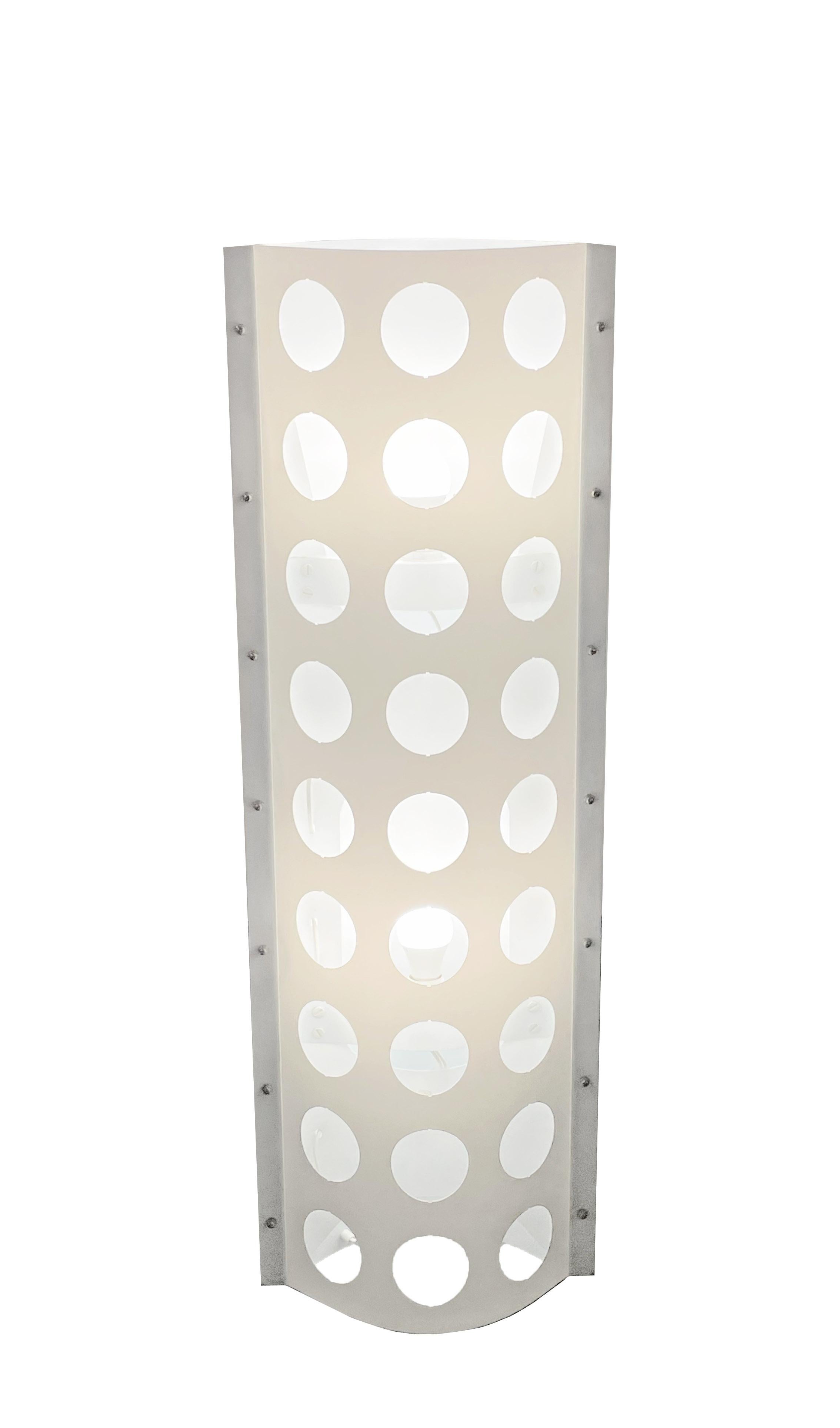 Lámpara de pie postmoderna Slamp Shibu de plástico blanco numerado, Italia, 2001 en venta 4