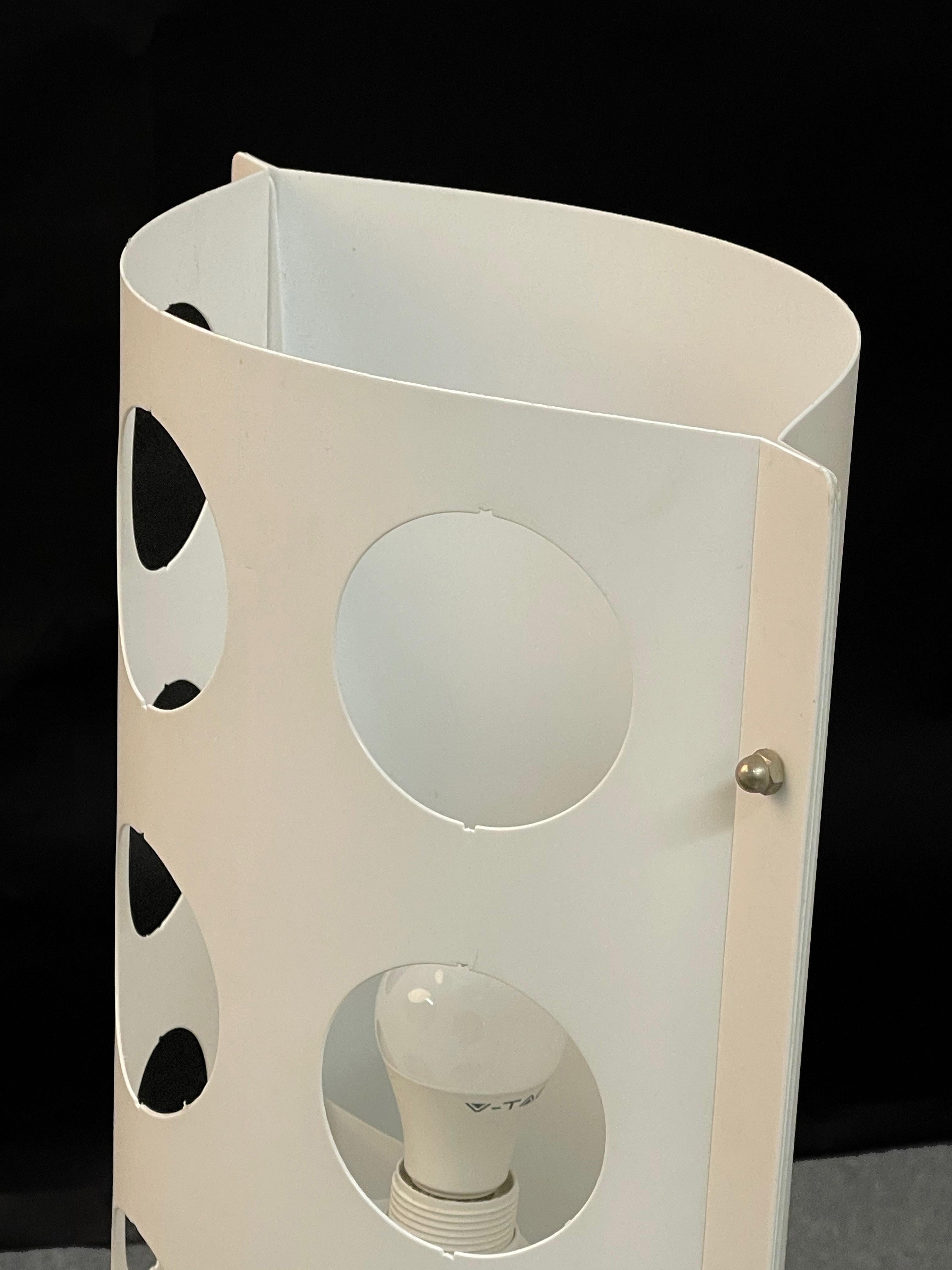 Post-Modern Slamp Shibu White Plastic Numbered Floor Lamp, Italy, 2001 For Sale 8