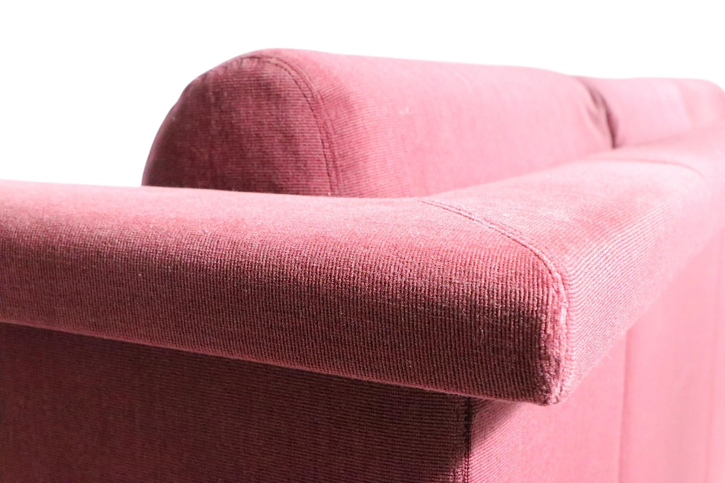 Post Modern Sofa von Robert und Trix Haussmann für Knoll  1980's im Angebot 4