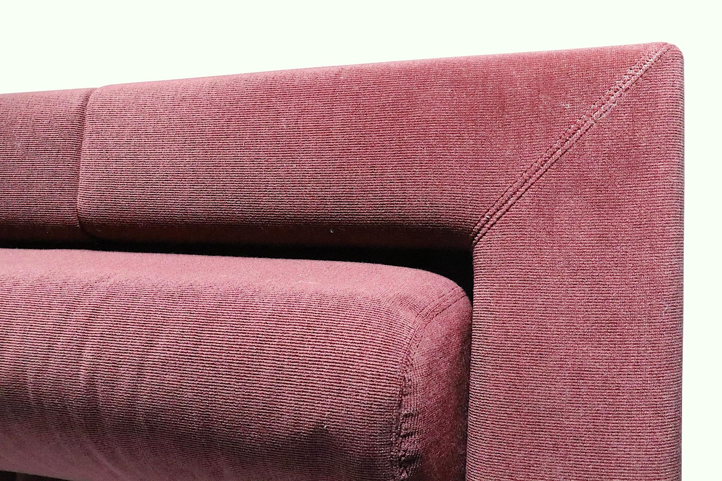 Post Modern Sofa von Robert und Trix Haussmann für Knoll  1980's im Angebot 5