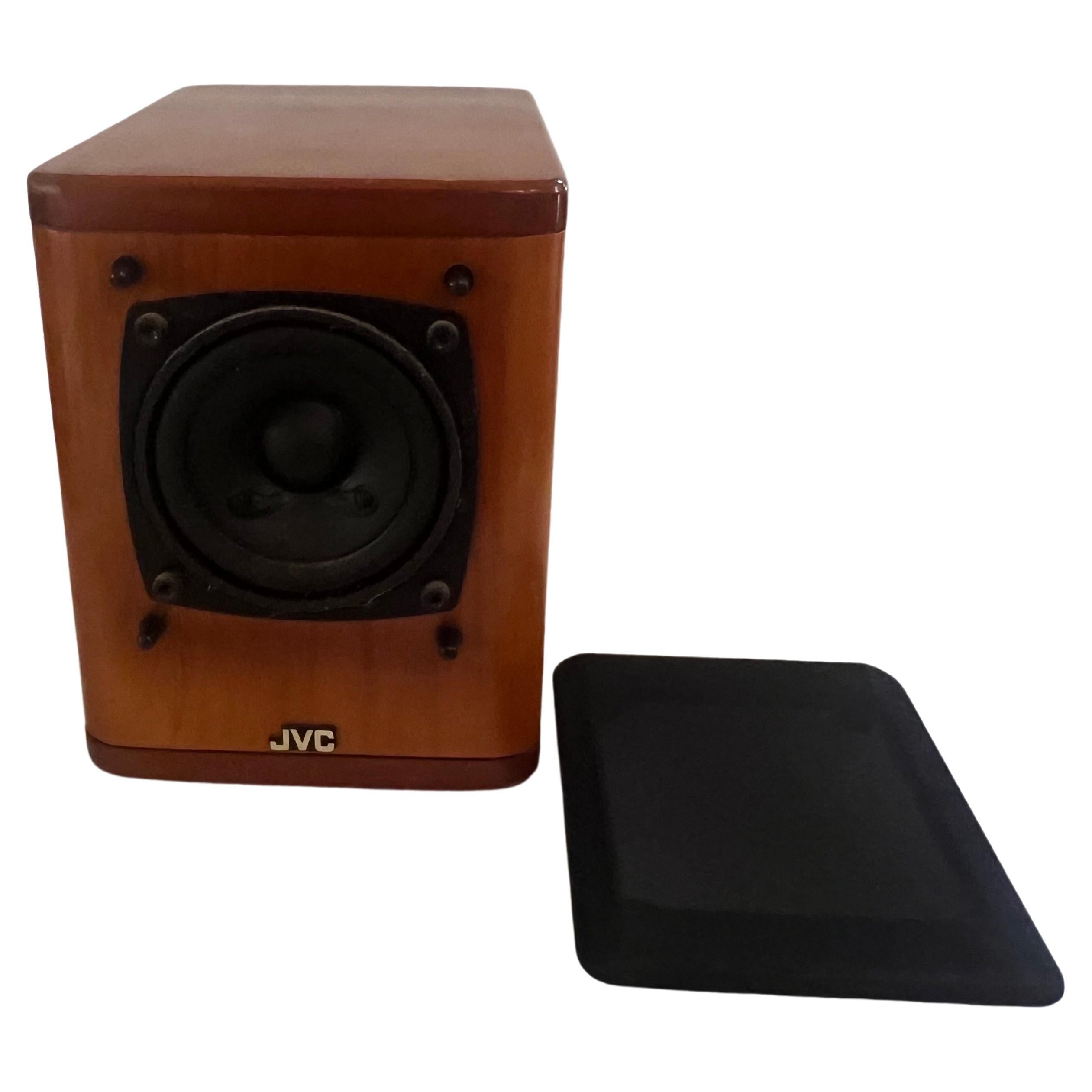 20th Century Pair of Post Modern Solid Cherry & Mahogany Small JVC Bookcase Speaker Japan